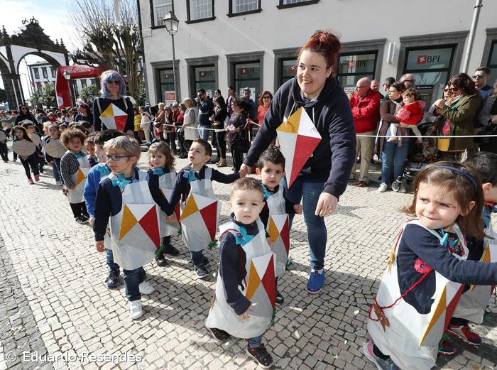 Galeria fotográfica do Corso de Carnaval em Ponta Delgada – Imagem 20