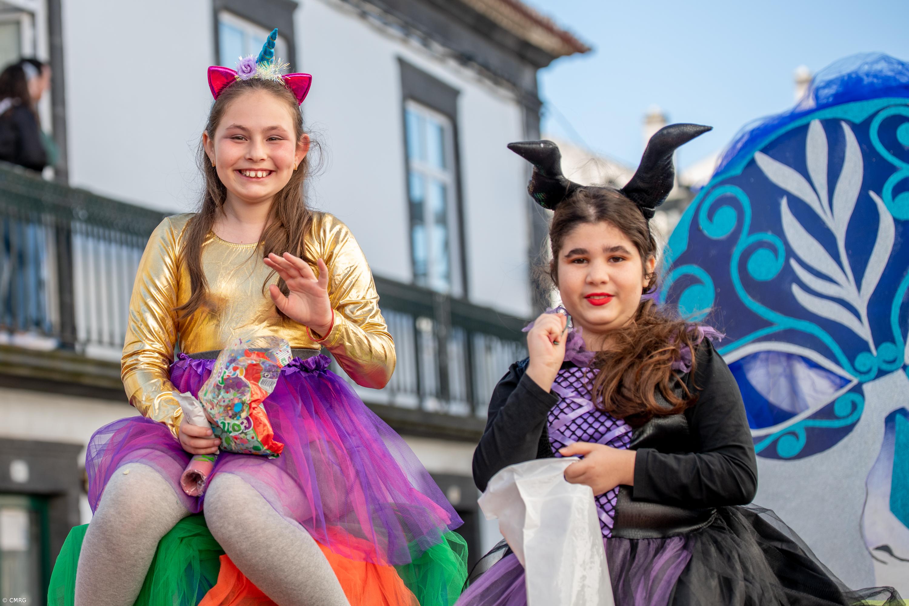 Desfile de Carnaval regressa às ruas da Ribeira Grande – Imagem 2