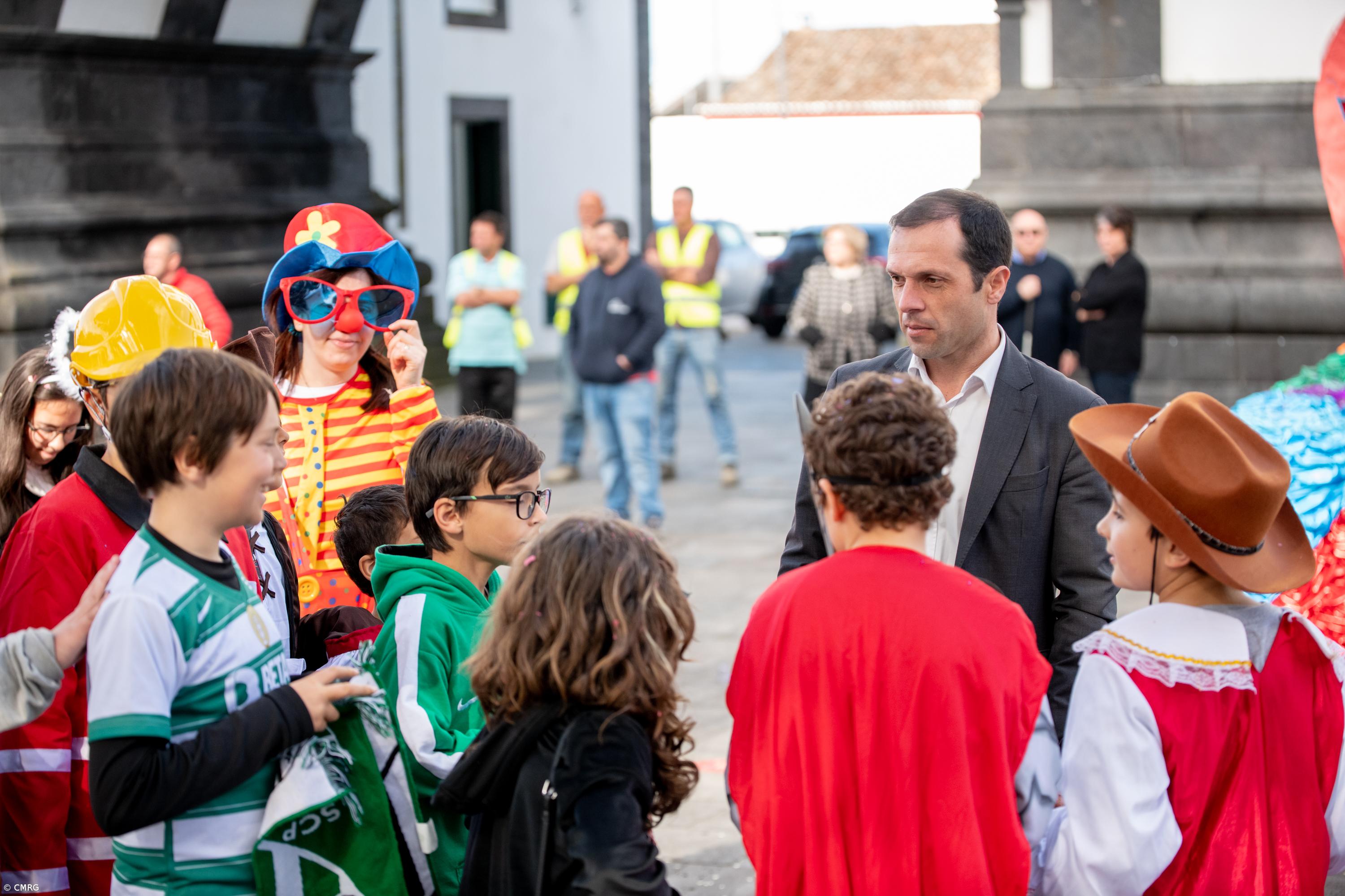 Desfile de Carnaval regressa às ruas da Ribeira Grande – Imagem 10