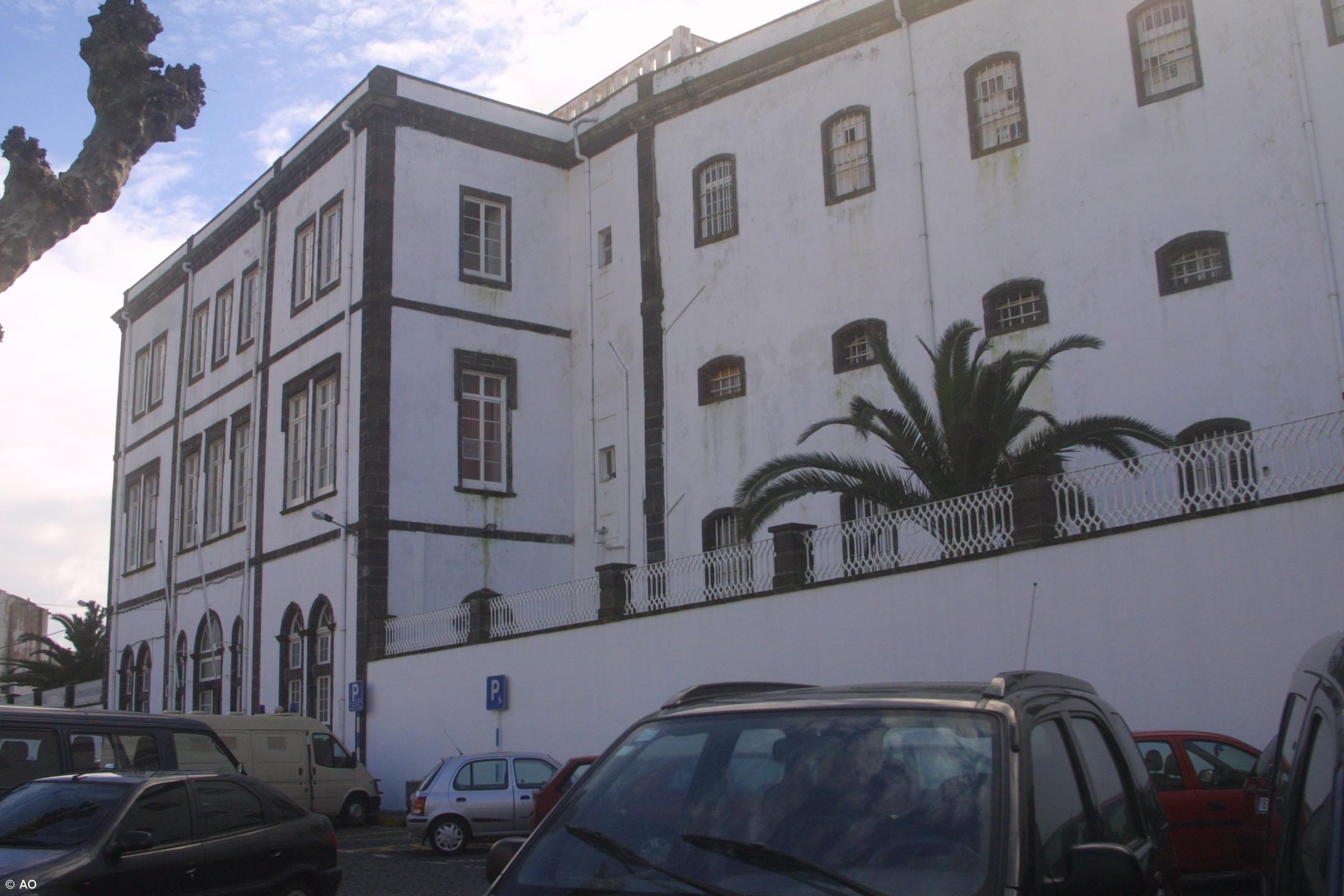 60 reclusos transferidos da prisão de Ponta Delgada – Imagem 1