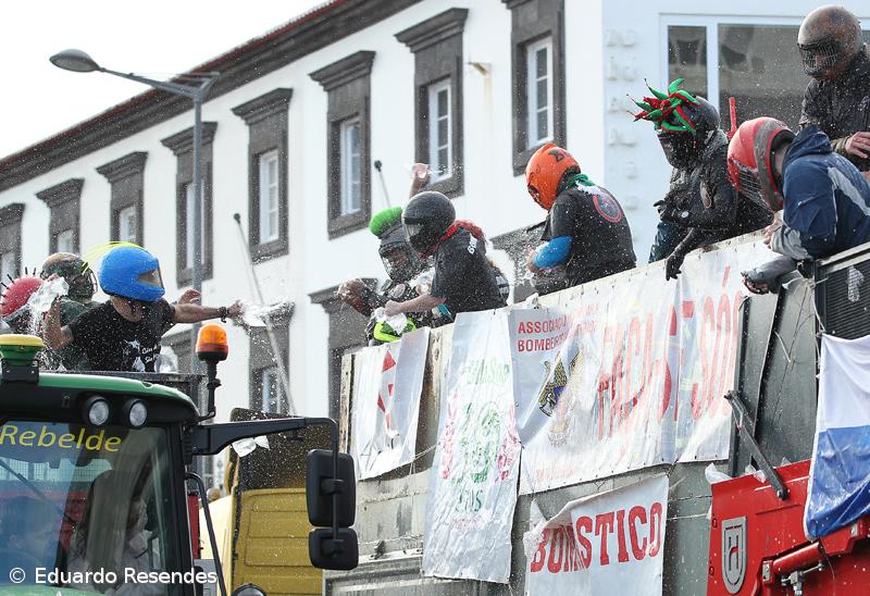 Batalha das Limas volta a agitar Carnaval em Ponta Delgada – Imagem 18
