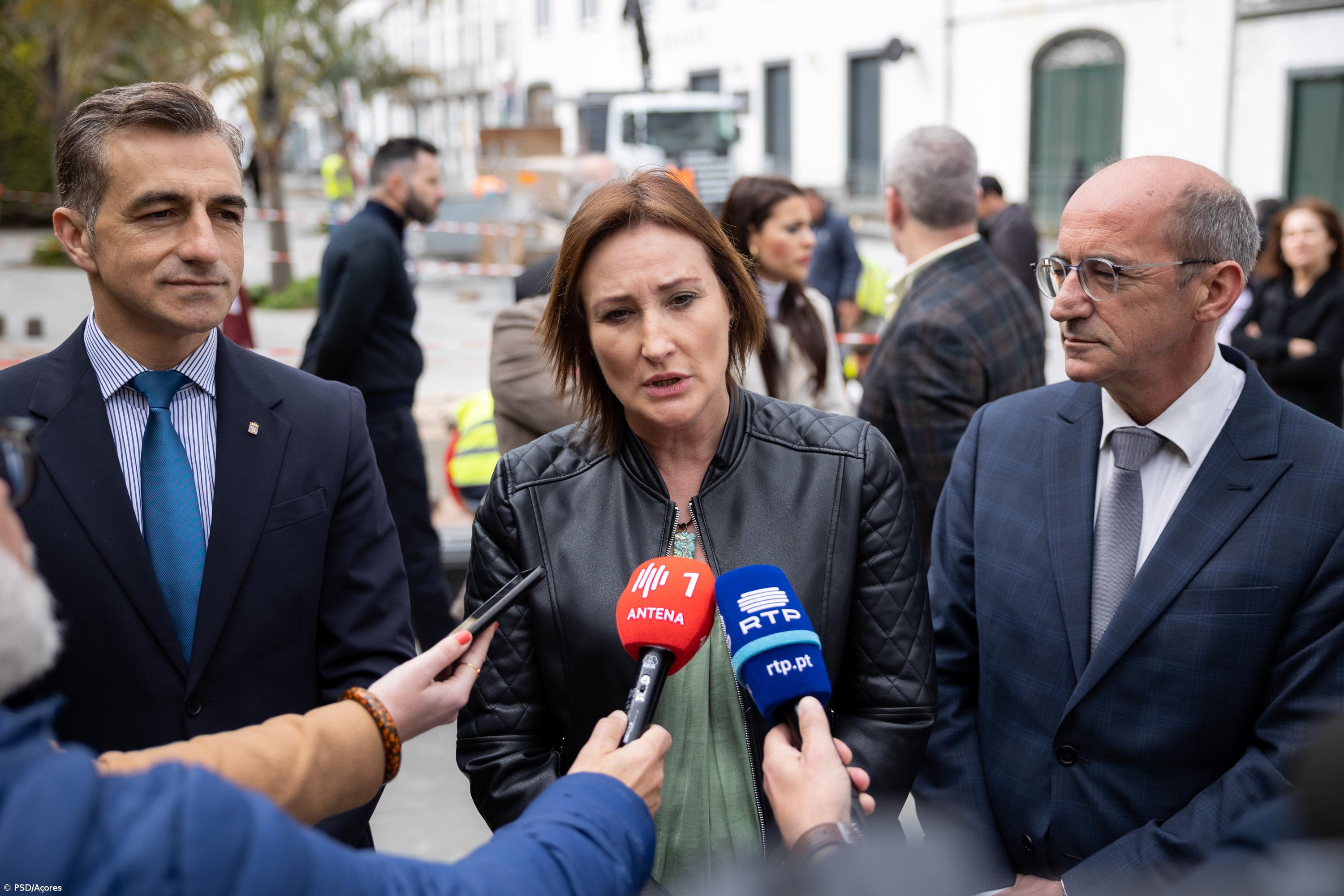 Deputados do PSD Açores elogiam obras da frente-mar da cidade da Horta – Imagem 1