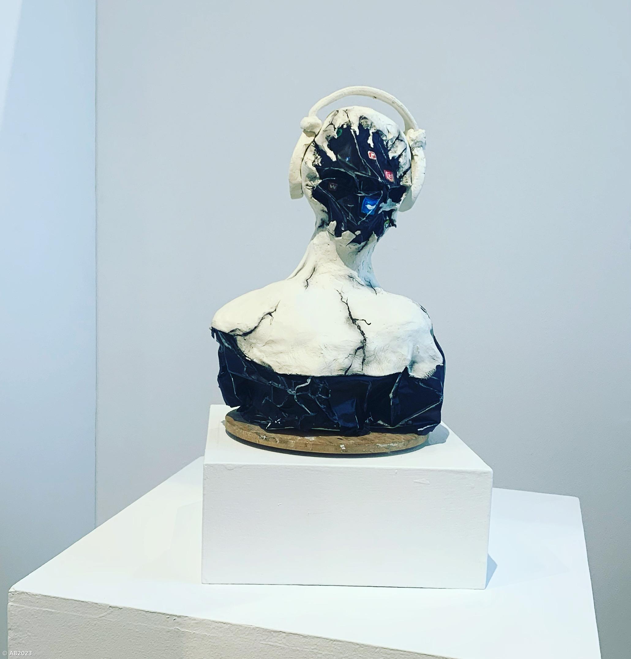 Alunos de Artes Visuais da ESAQ expõem na Sala do Forno do CMC – Imagem 17