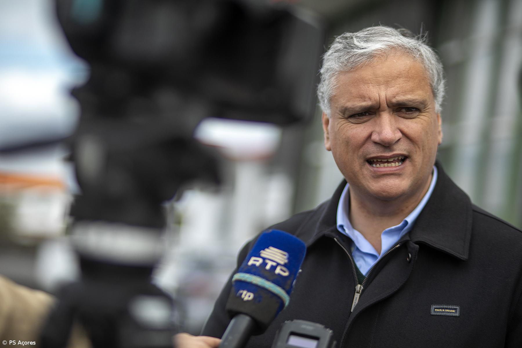 Vasco Cordeiro acusa Governo dos Açores de conduzir região para "beco sem saída" – Imagem 1