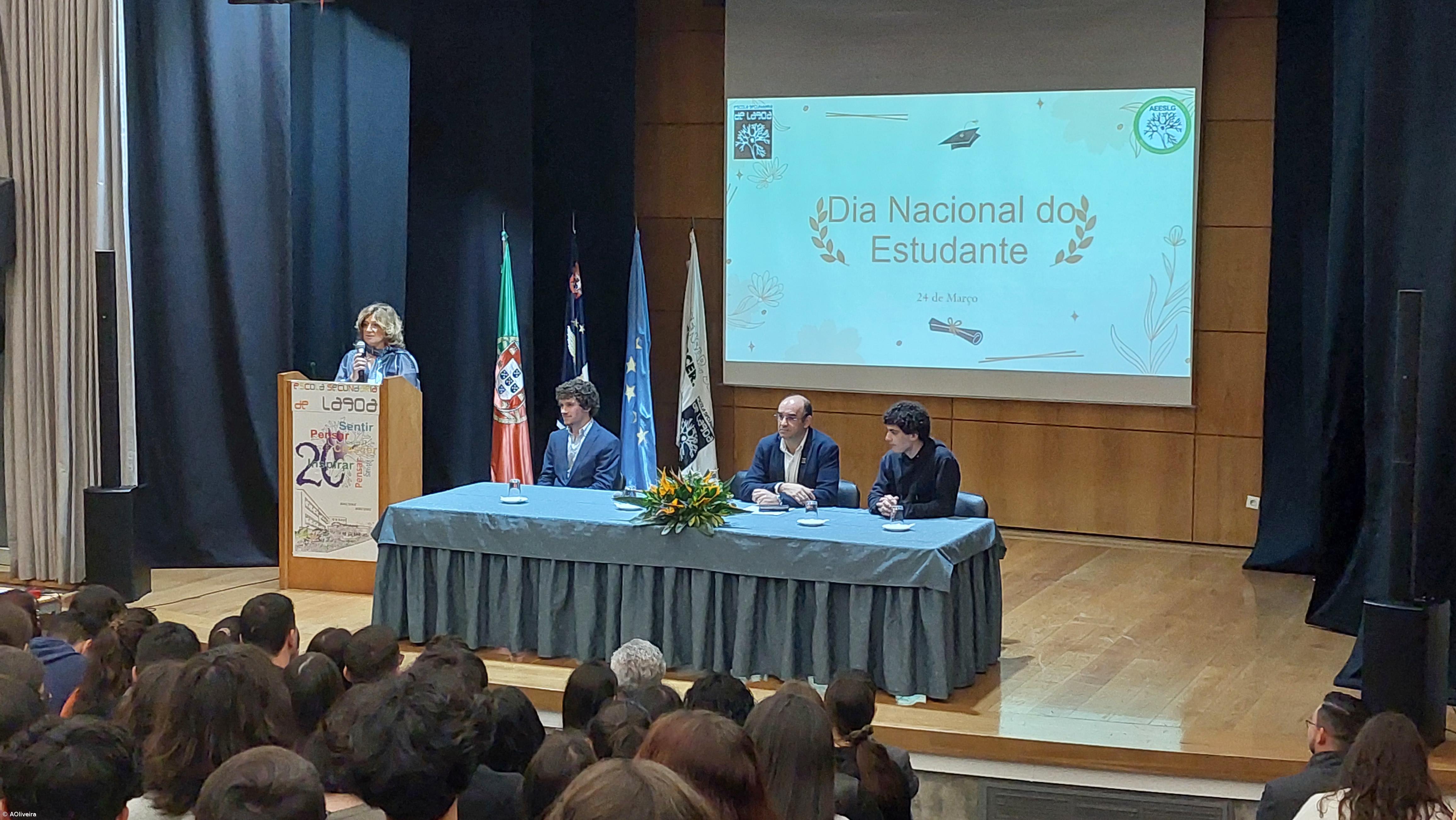 Associação de Estudantes da ESLagoa comemora Dia Nacional do EStudante – Imagem 9