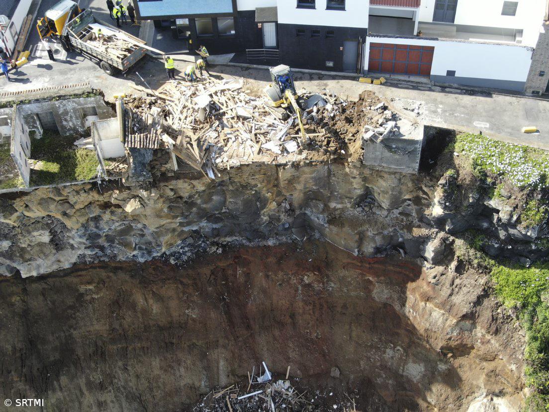 Concurso para a obra de proteção da orla costeira das Calhetas lançado este semestre – Imagem 2