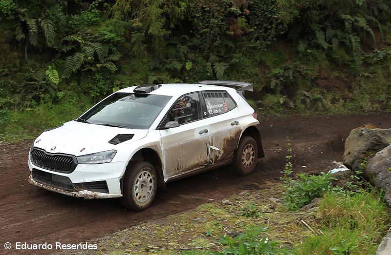 Sébastien Loeb arrasta público para os testes do Azores Rallye – Imagem 1