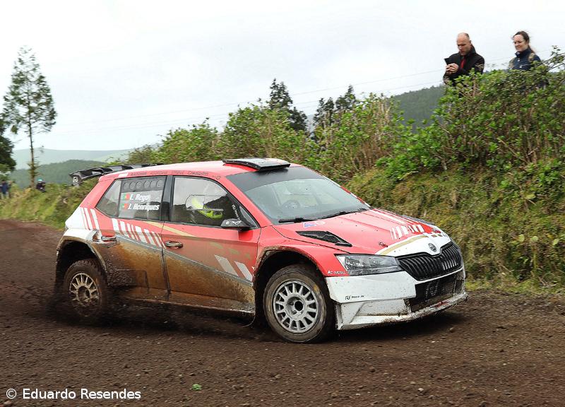 Sébastien Loeb arrasta público para os testes do Azores Rallye – Imagem 2