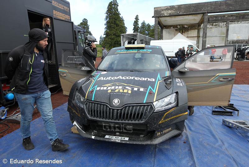 Sébastien Loeb arrasta público para os testes do Azores Rallye – Imagem 4