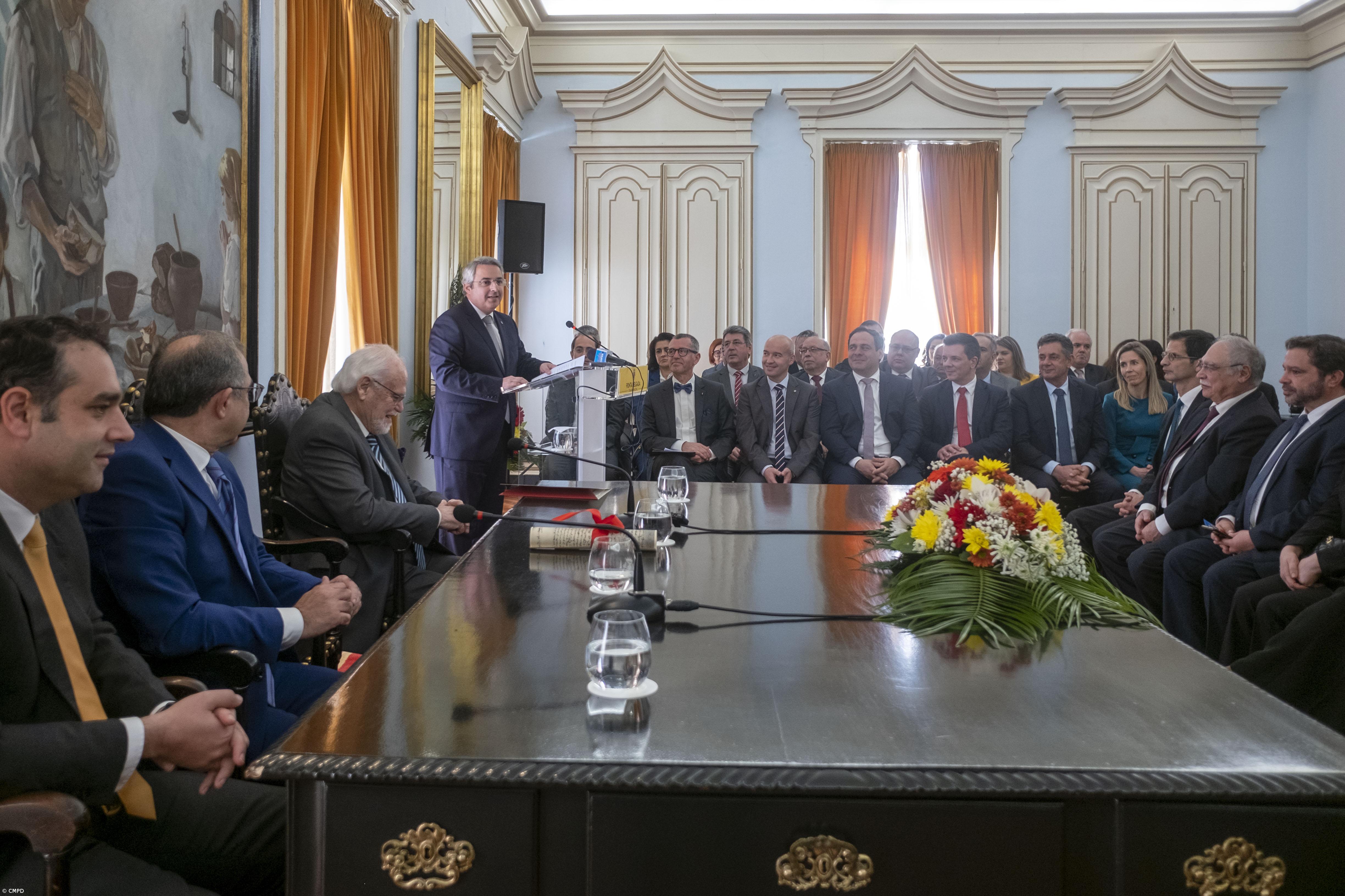 Ponta Delgada com 30 milhões de euros para investir em habitação – Imagem 1