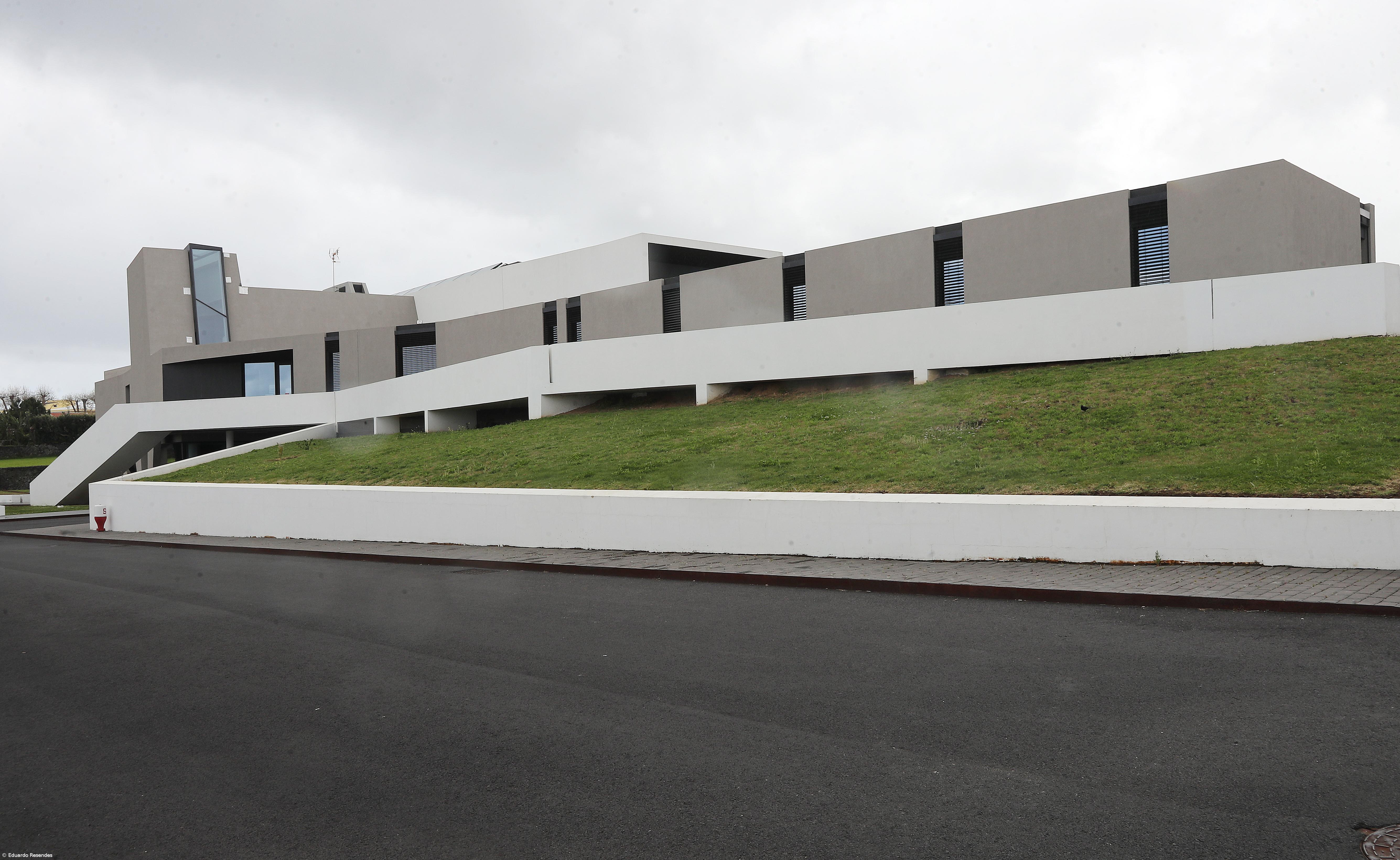 CESA contra partilha de instalações pelos utentes da Novo Dia e da Cáritas em Ponta Delgada  – Imagem 1