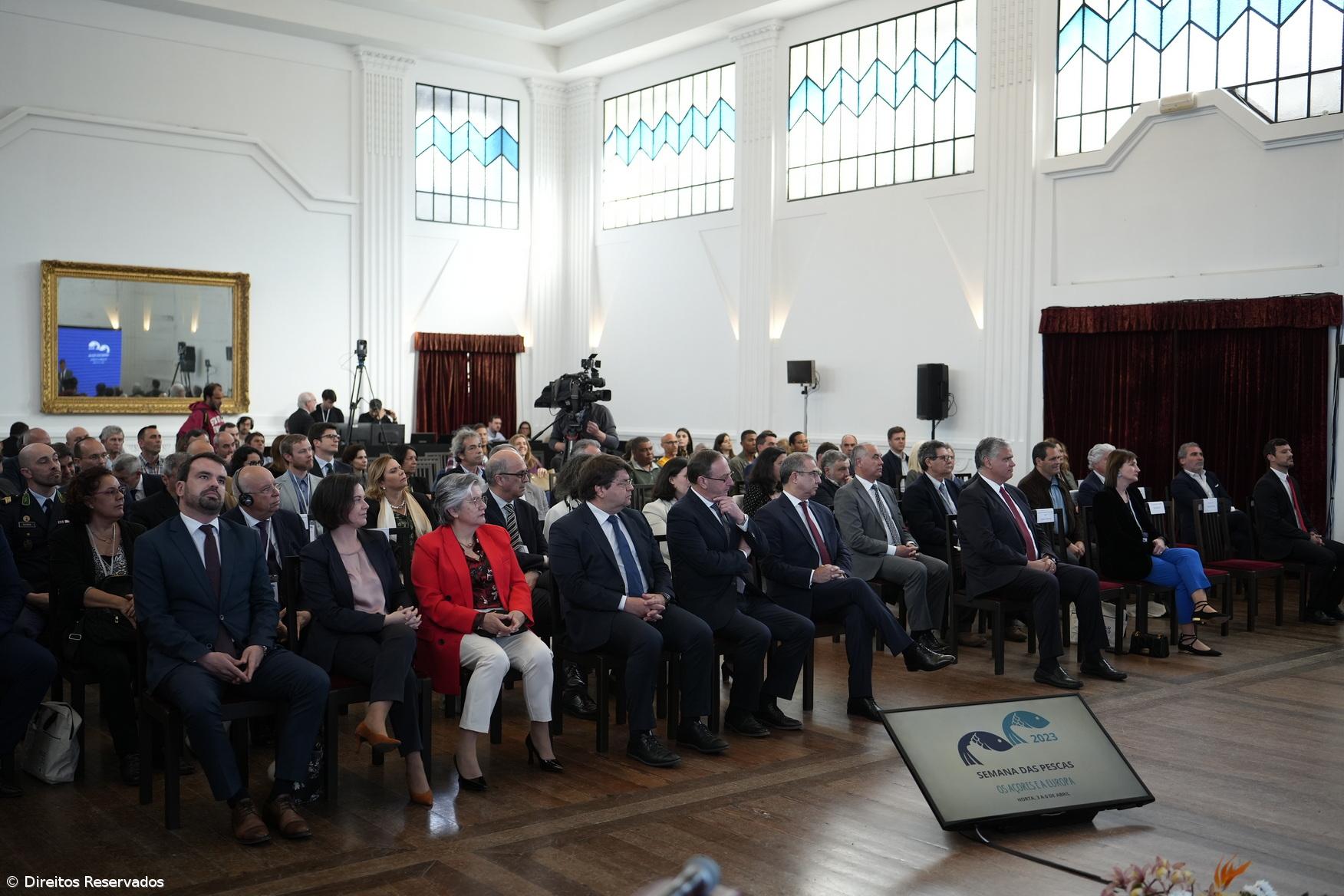 Governo regional cria comissão interdepartamental para gerir o mar dos Açores – Imagem 1