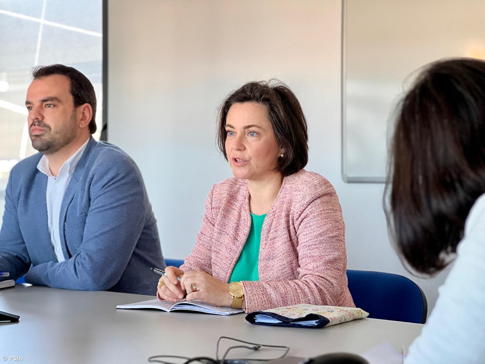 Deputados do PS preocupados com redução de verbas nos hospitais dos Açores – Imagem 1