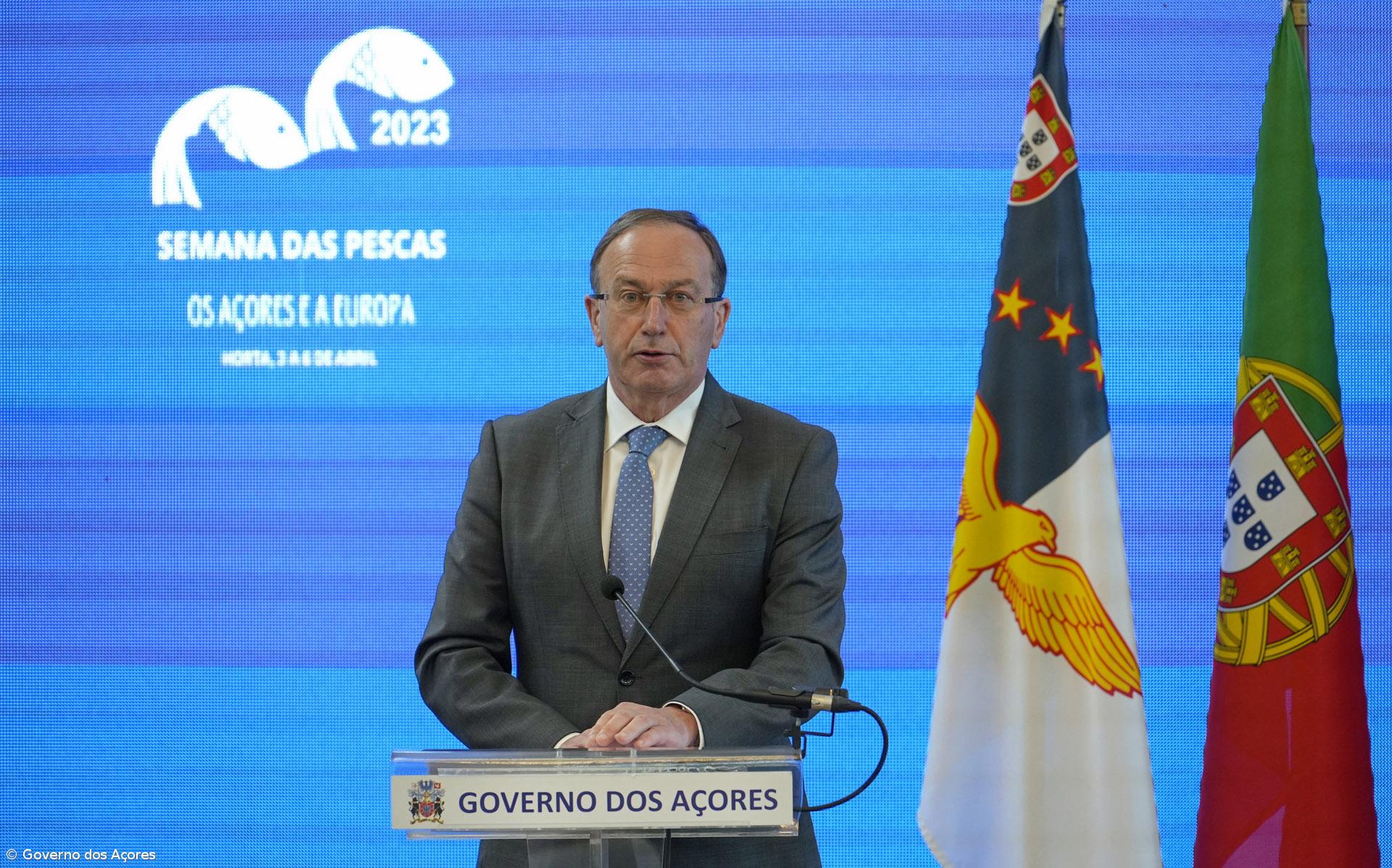 Governo dos Açores diz que precisa dos apartamentos da ex-rádio Naval da Horta – Imagem 1