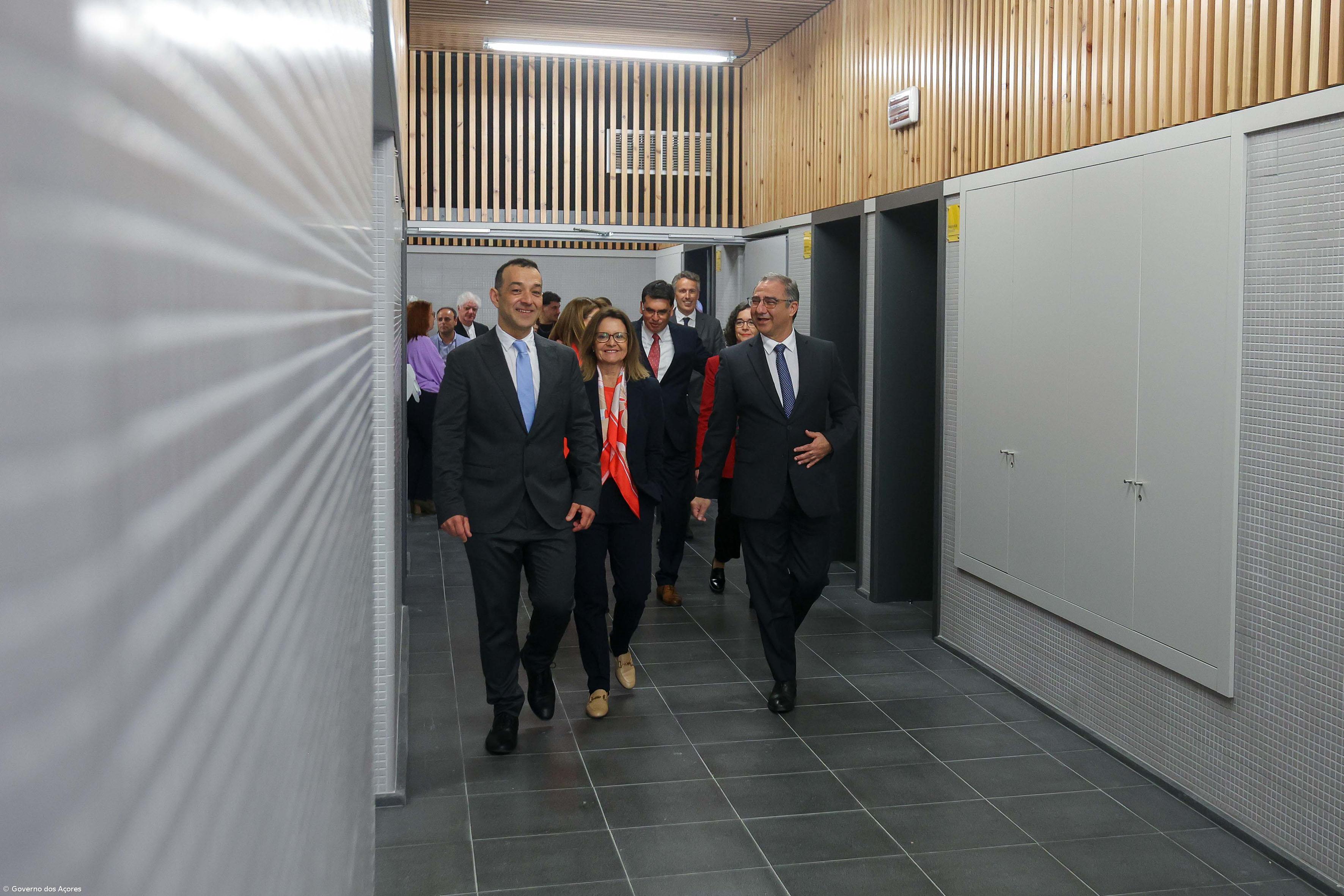 Governo açoriano defende “investimento justo” de 20ME na nova escola de Rabo de Peixe – Imagem 5