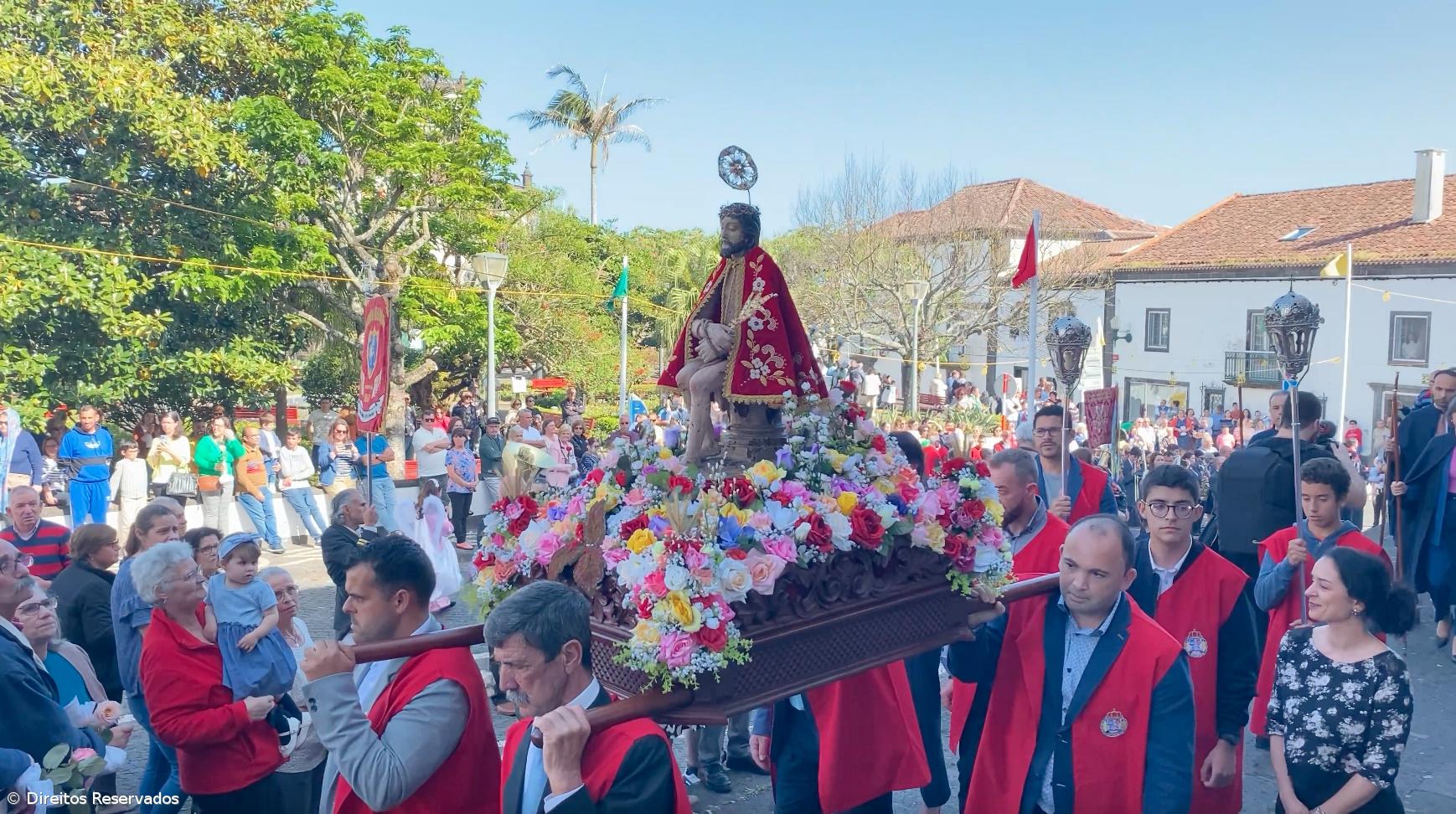 Senhor Bom Jesus da Pedra “pequenino” foi restaurado e saiu à rua em procissão – Imagem 1