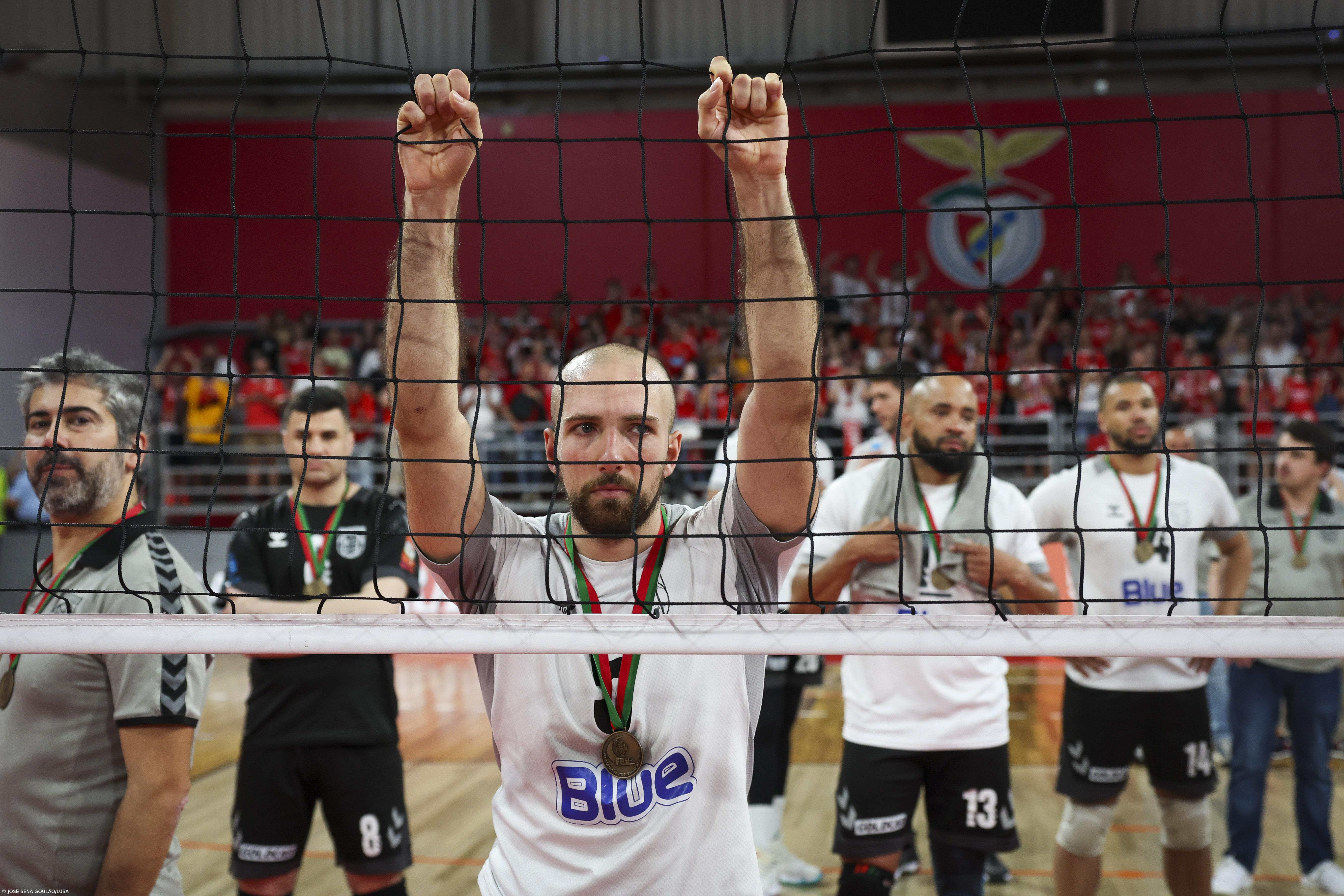 Benfica vence a ‘negra’ e conquista o tetracampeonato de voleibol – Imagem 2