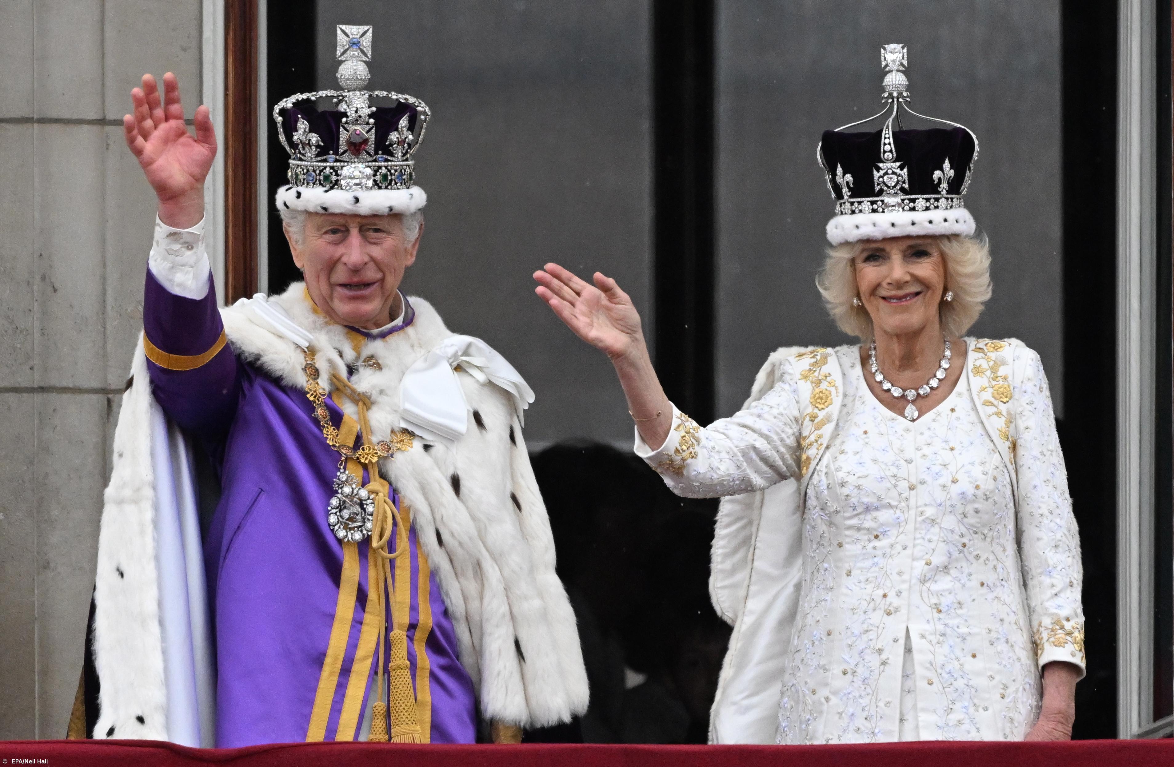 Carlos III e Camila agradecem apoio e alento que receberam na coroação – Imagem 1