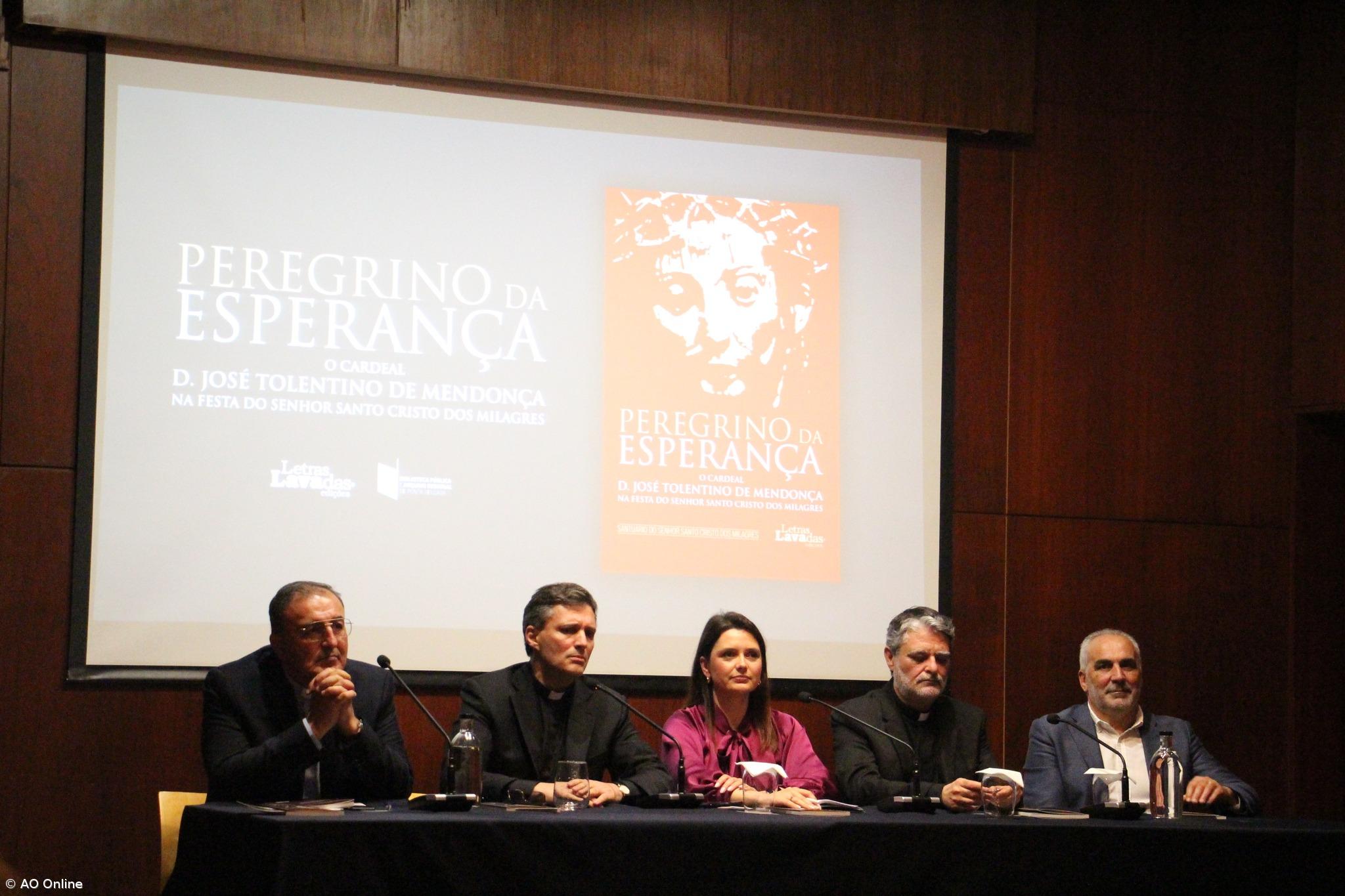 Santuário do Senhor Santo Cristo edita livro com homilias proferidas pelo cardeal Tolentino em 2022 – Imagem 1