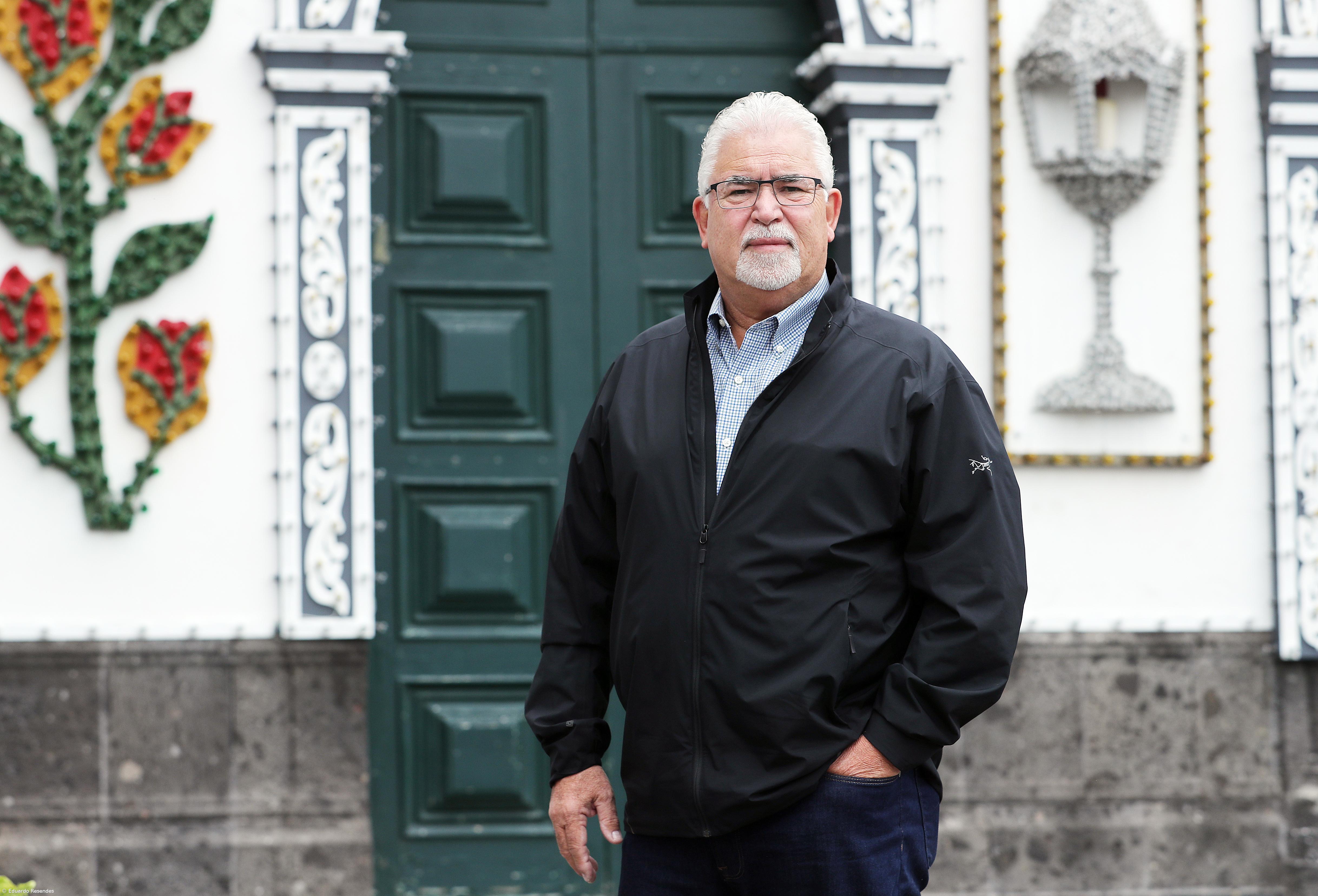 “Vi homens com lágrimas nos olhos ao pensar que irão pegar no andor do Santo Cristo” – Imagem 1