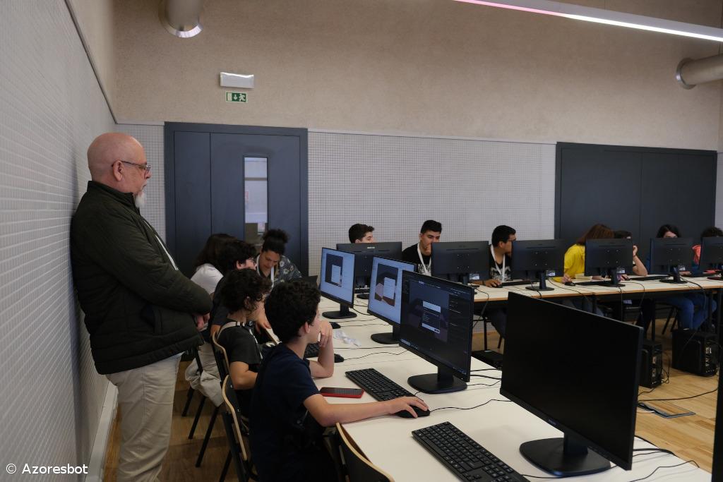 CPR@ESAQ vence 1.º lugar em duas provas do Festival Regional de Robótica – Imagem 7