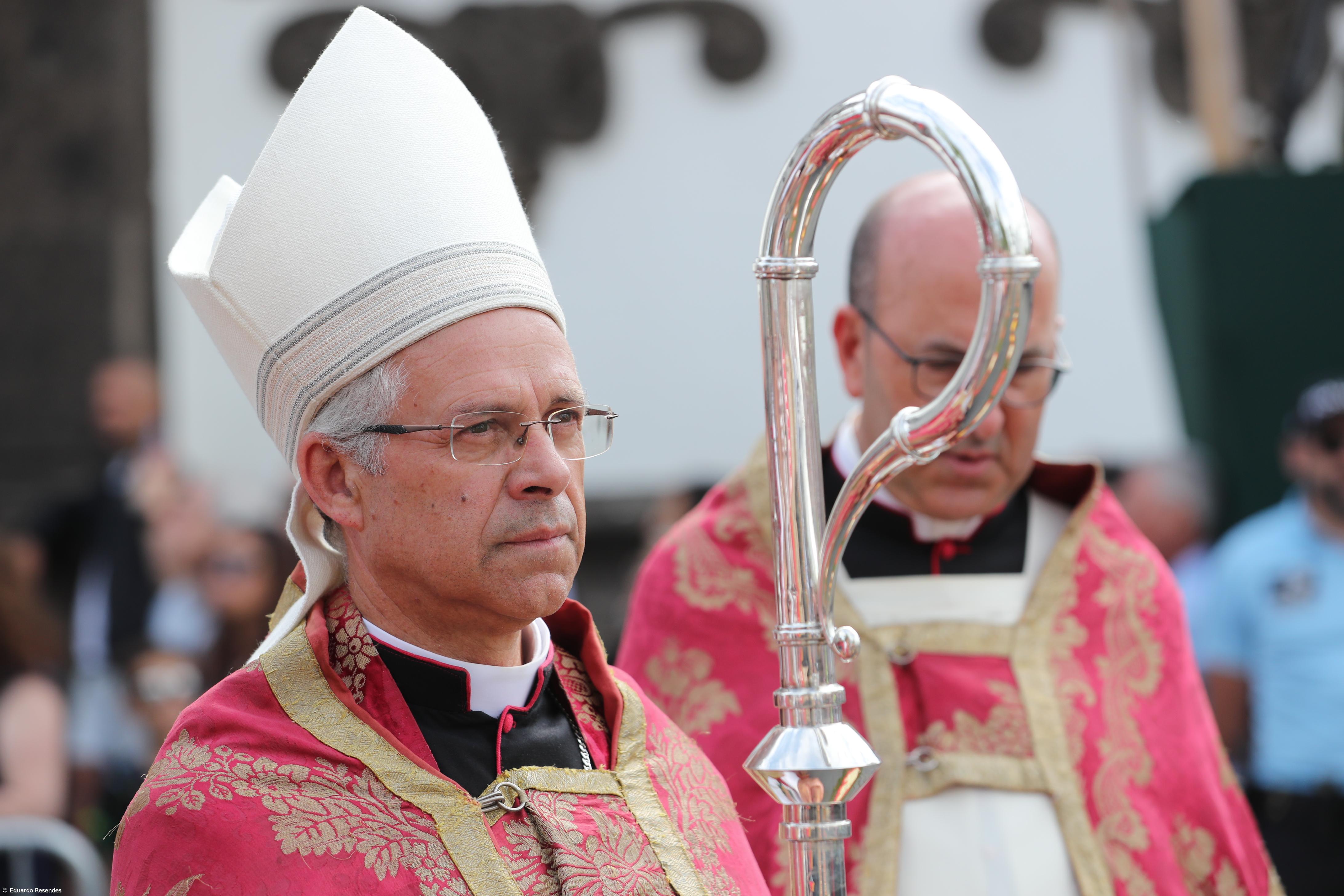 Bispo de Angra destaca contributo para a "livre governação" dos Açores – Imagem 1