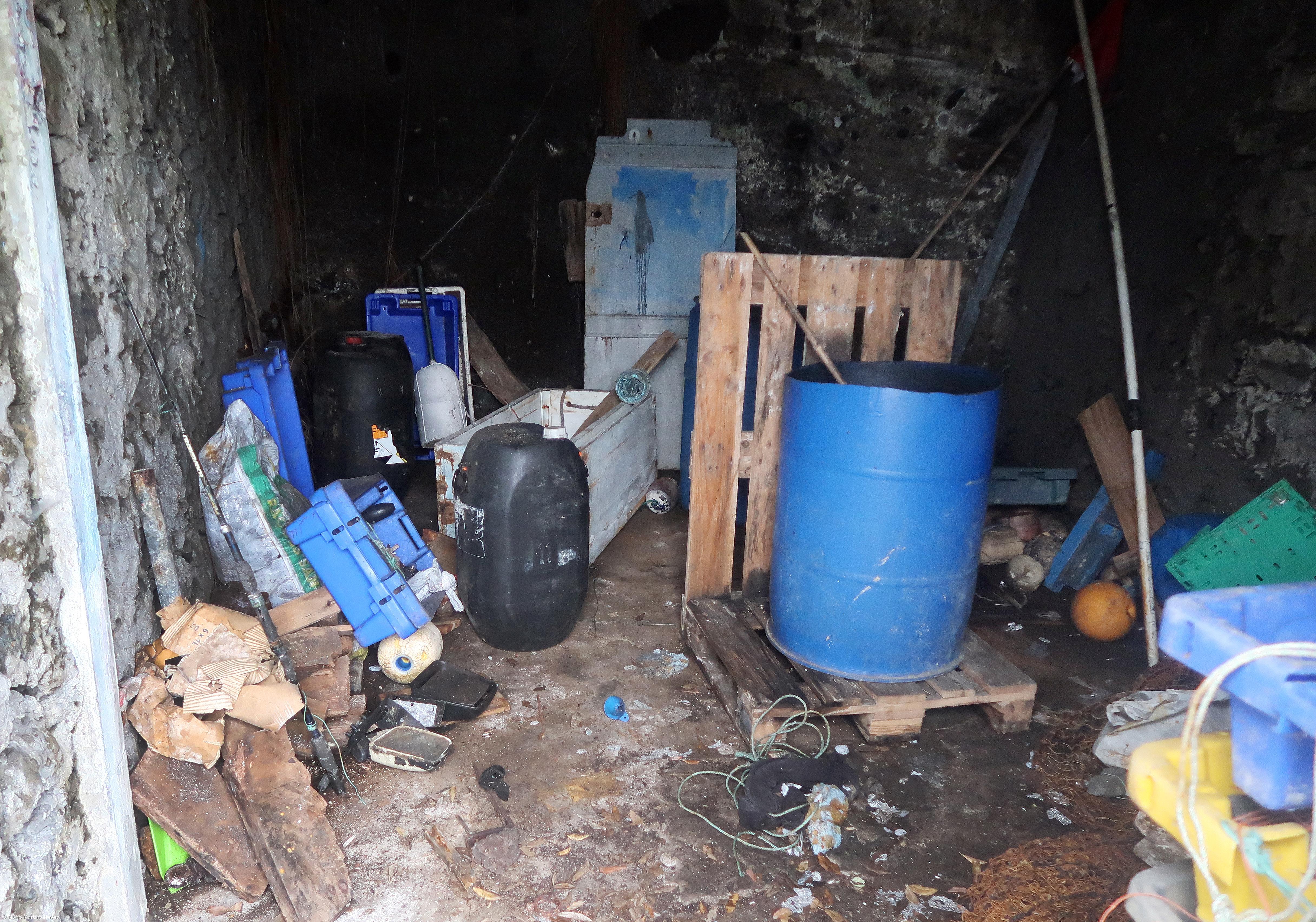 “Quebra-me o coração ver o porto das Capelas assim” – Imagem 3