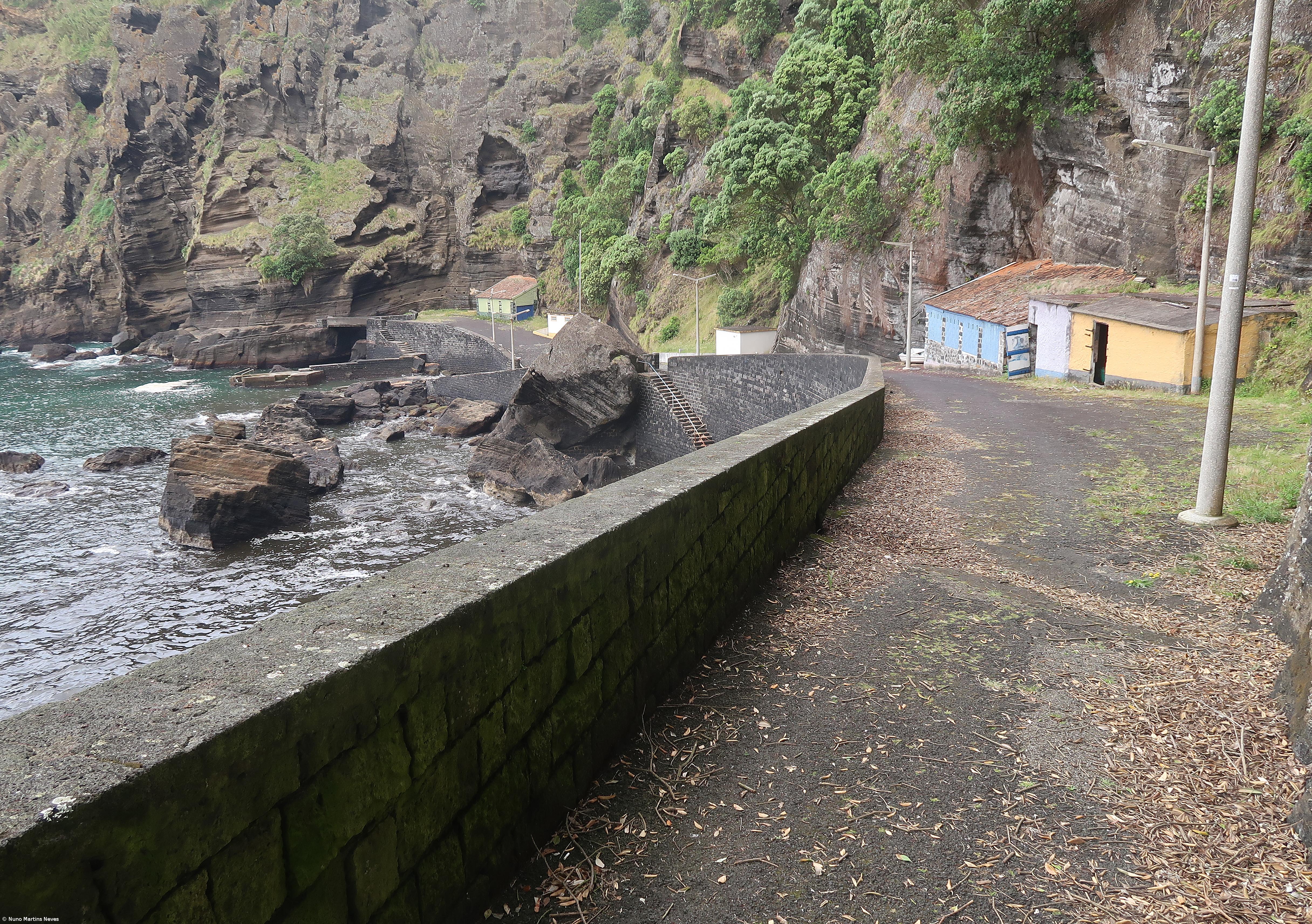 “Quebra-me o coração ver o porto das Capelas assim” – Imagem 4