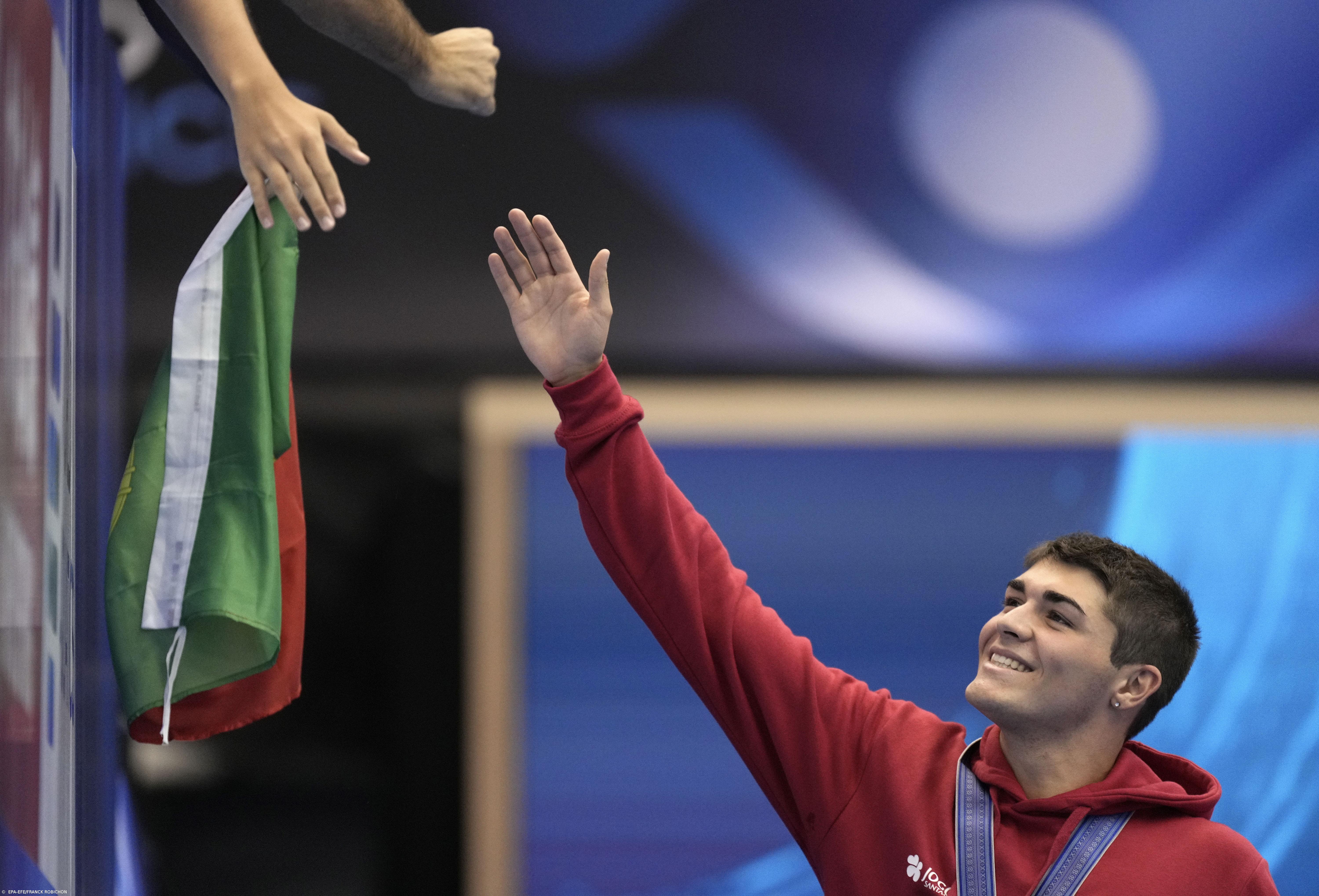 Nadadores Francisca Martins e Diogo Ribeiro vencem em Genebra – Imagem 1