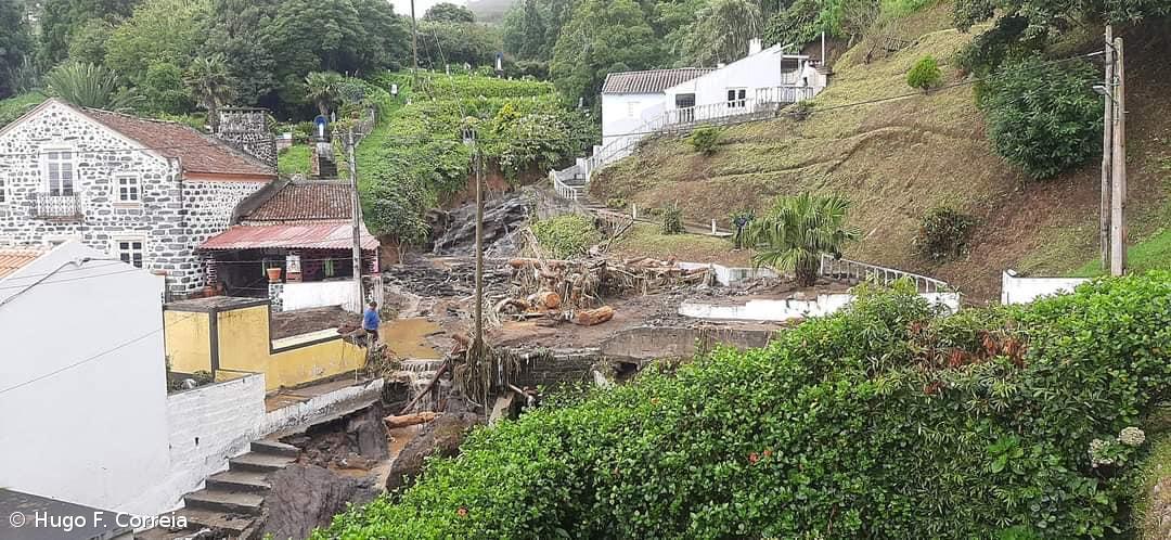 Ponta Delgada investe em reparação de danos do mau tempo em via dos Remédios da Bretanha – Imagem 1
