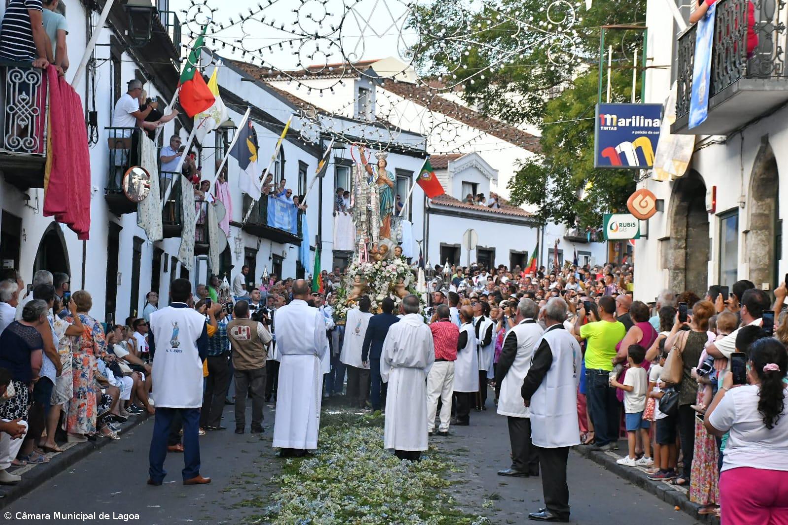 Milhares honraram Nossa Senhora dos Anjos em Água de Pau – Imagem 1