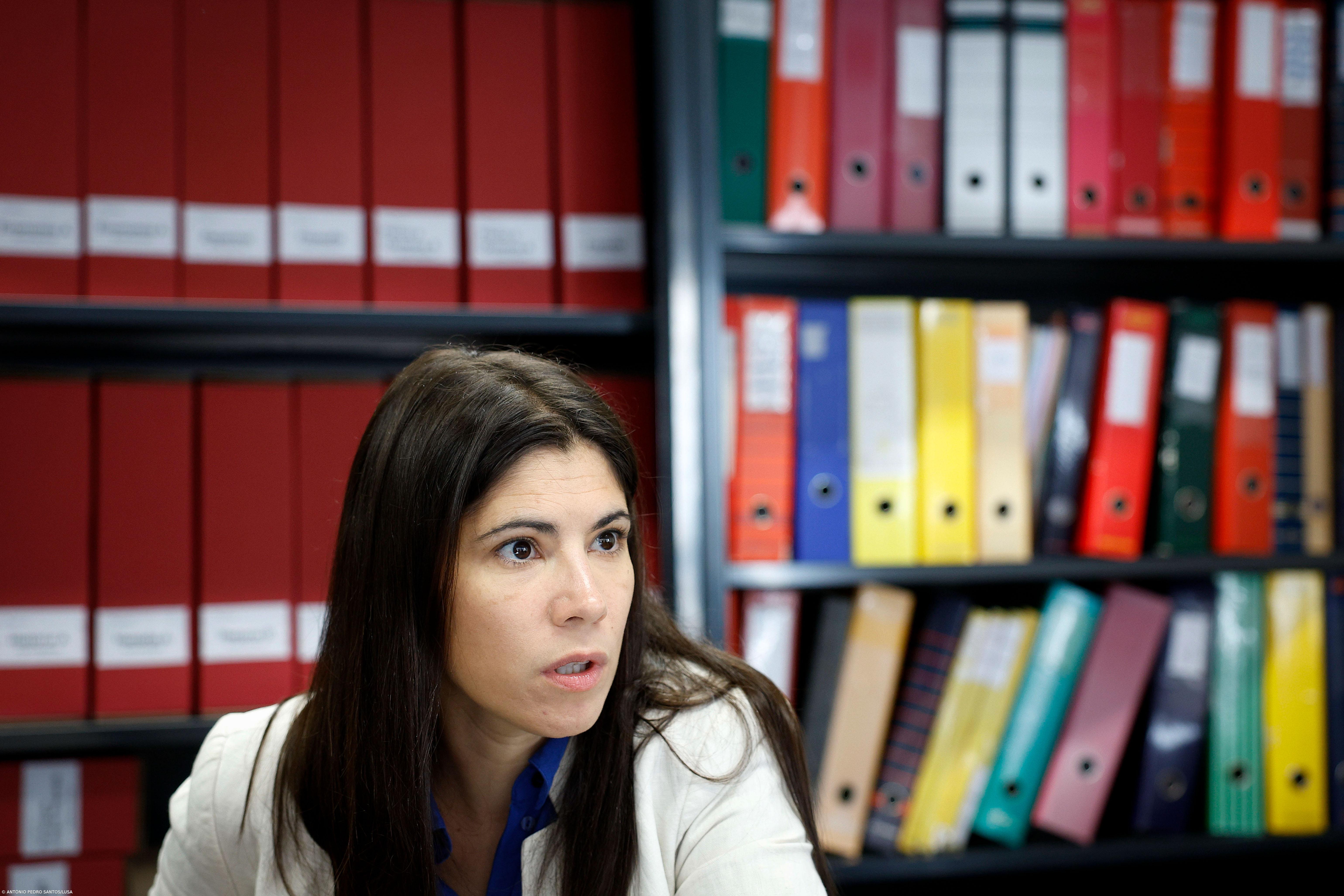 BE vai propor aumento do salário mínimo para 900 euros em 2024 – Imagem 1