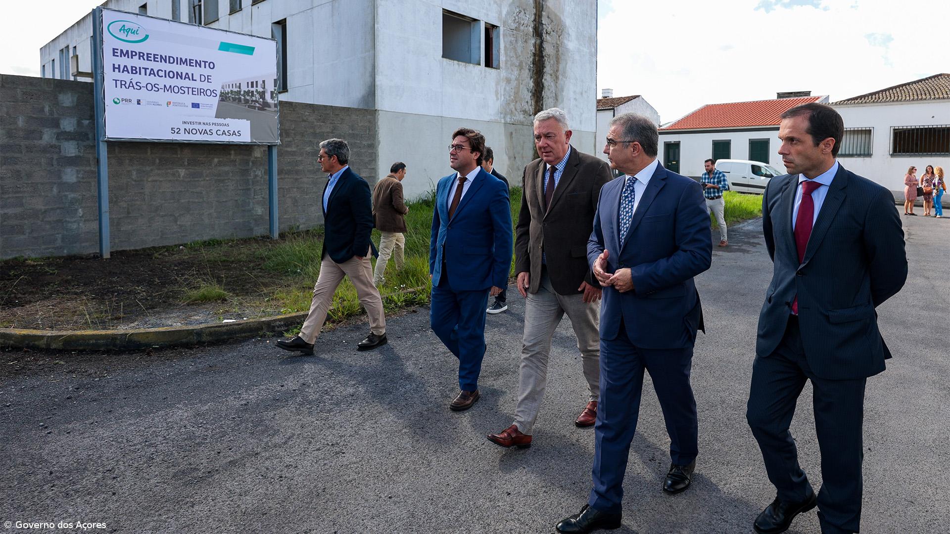 Presidente do Governo açoriano critica estratégia socialista de "propaganda e inação" na Habitação – Imagem 1