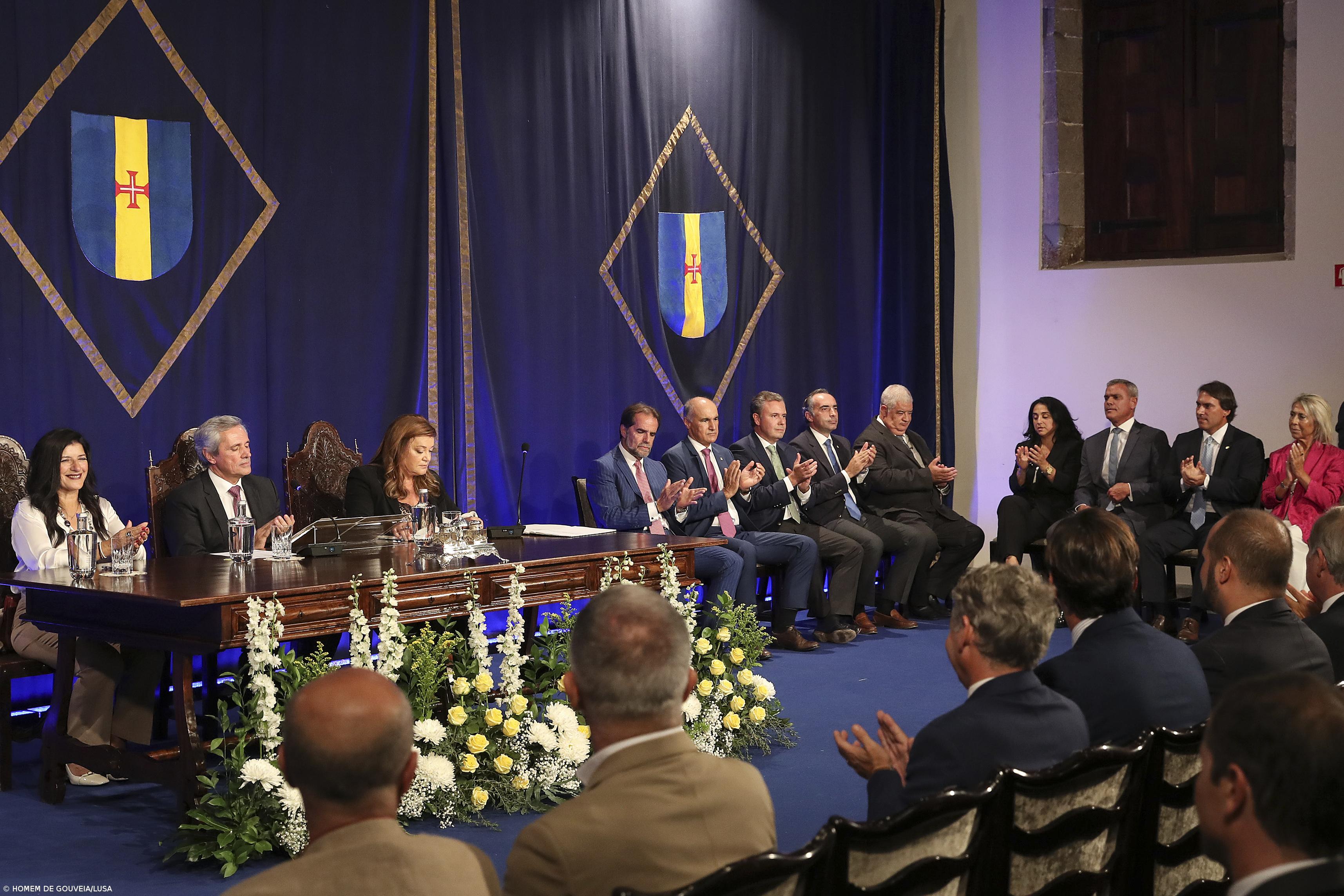 XIV Governo Regional da Madeira tomou posse na Assembleia Legislativa – Imagem 1