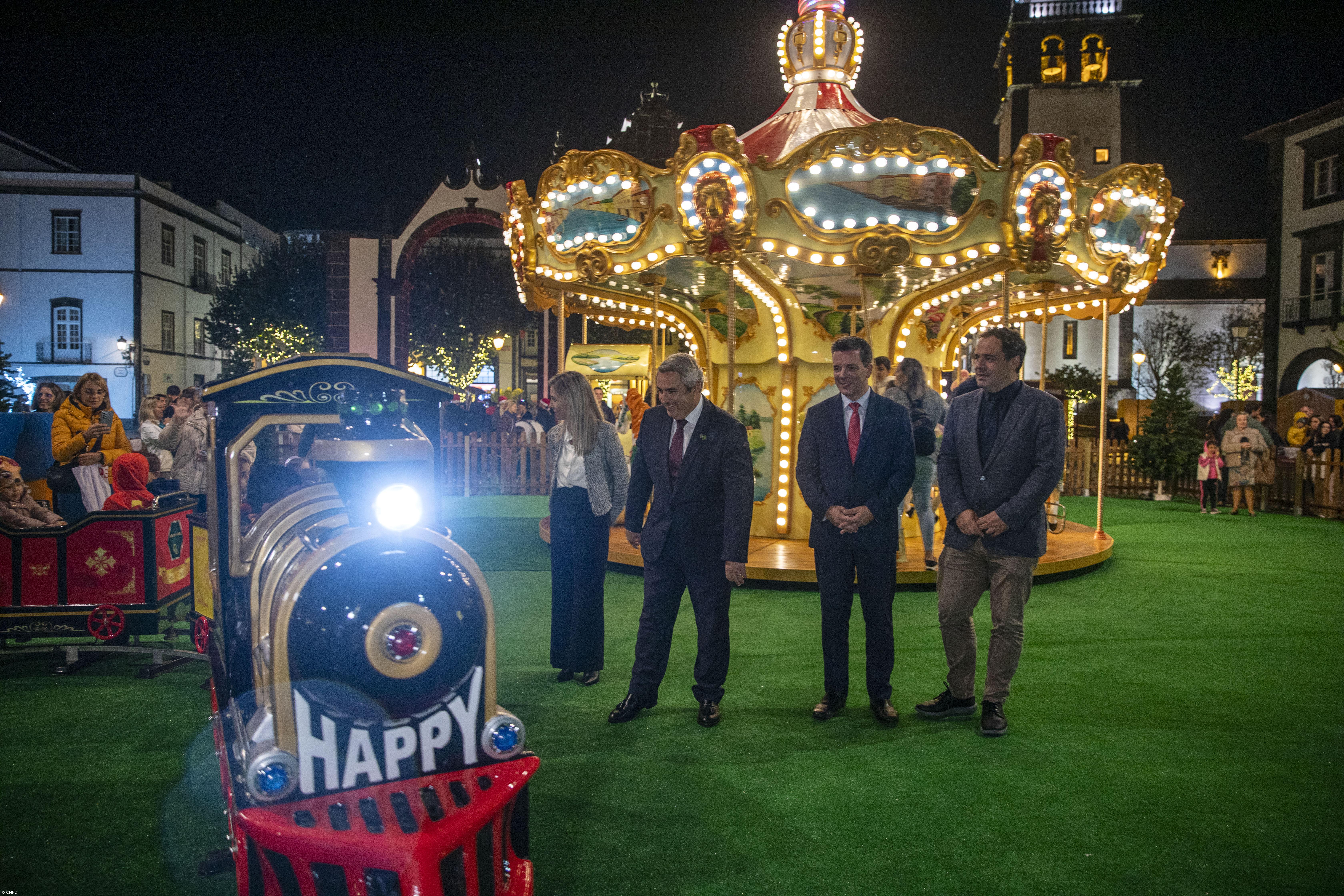 Ponta Delgada inaugura iluminação natalícia – Imagem 1