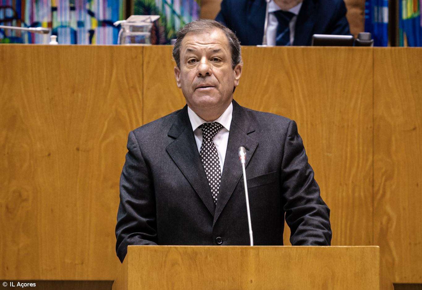 IL/Açores considera que Orçamento para 2024 "não é um documento bom” nem de mudança – Imagem 1