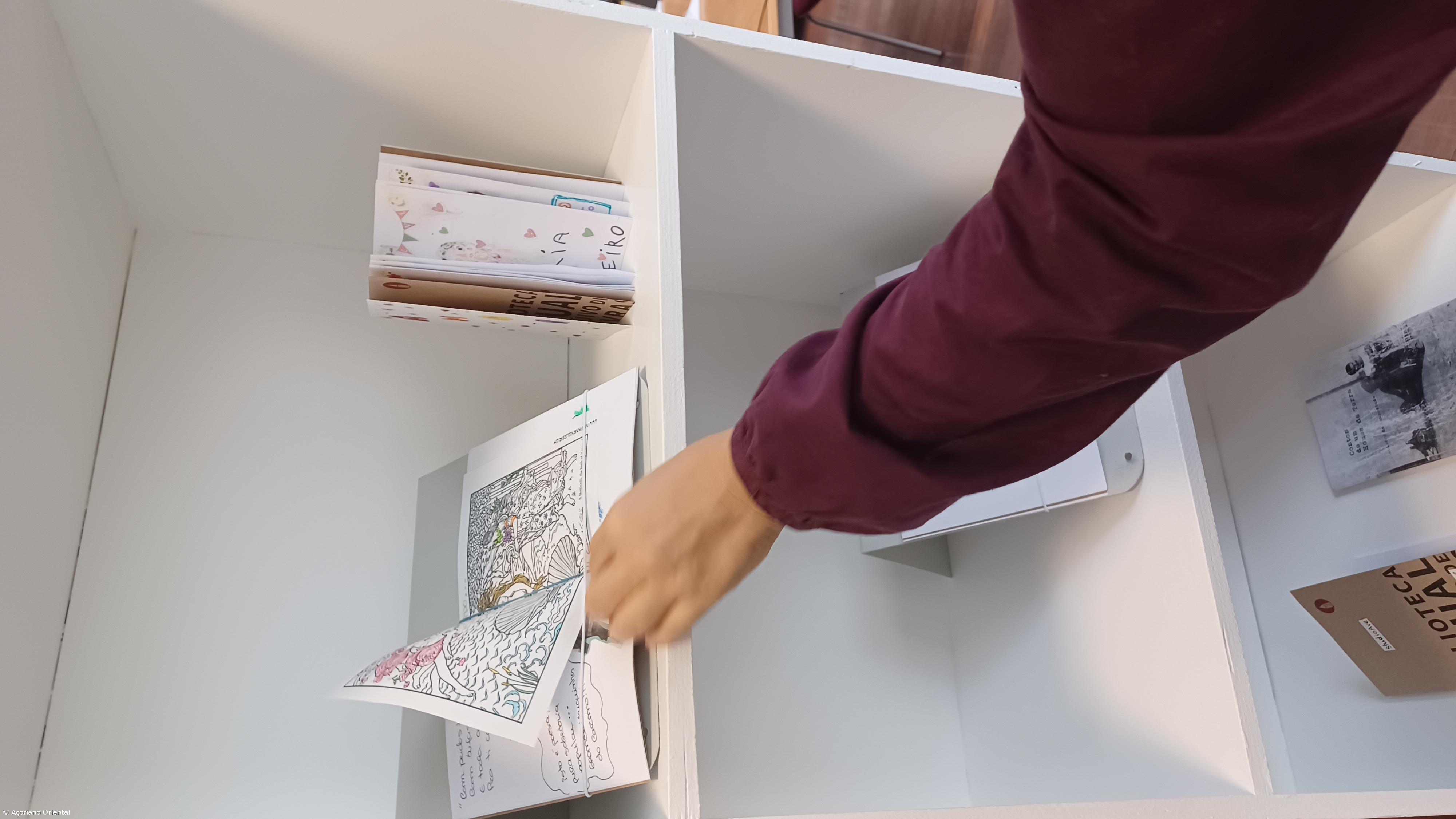 Um caderno que abre a biblioteca a novos autores – Imagem 2