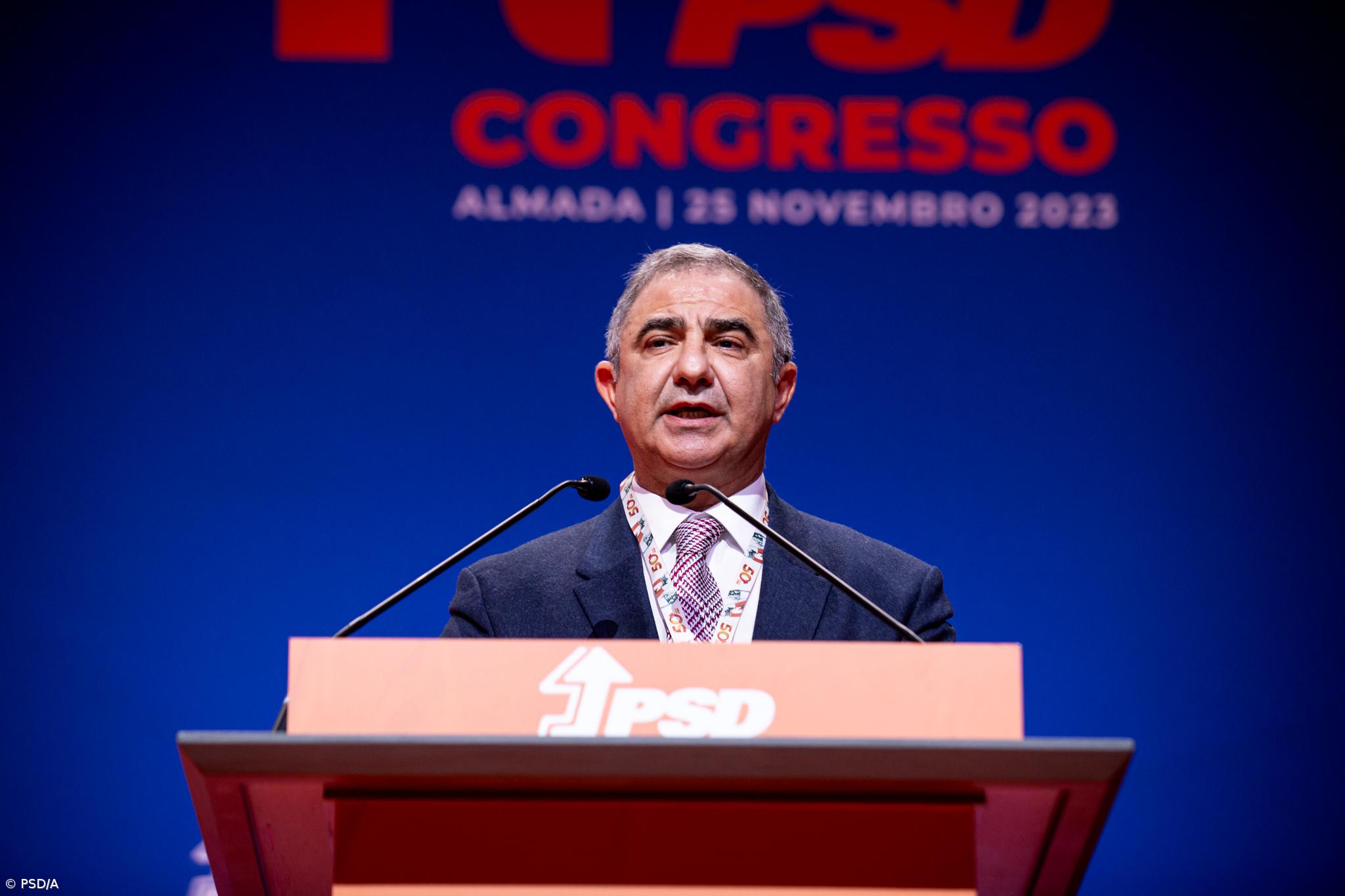 Bolieiro pede eleições rapidamente porque novo orçamento será "inútil" – Imagem 1