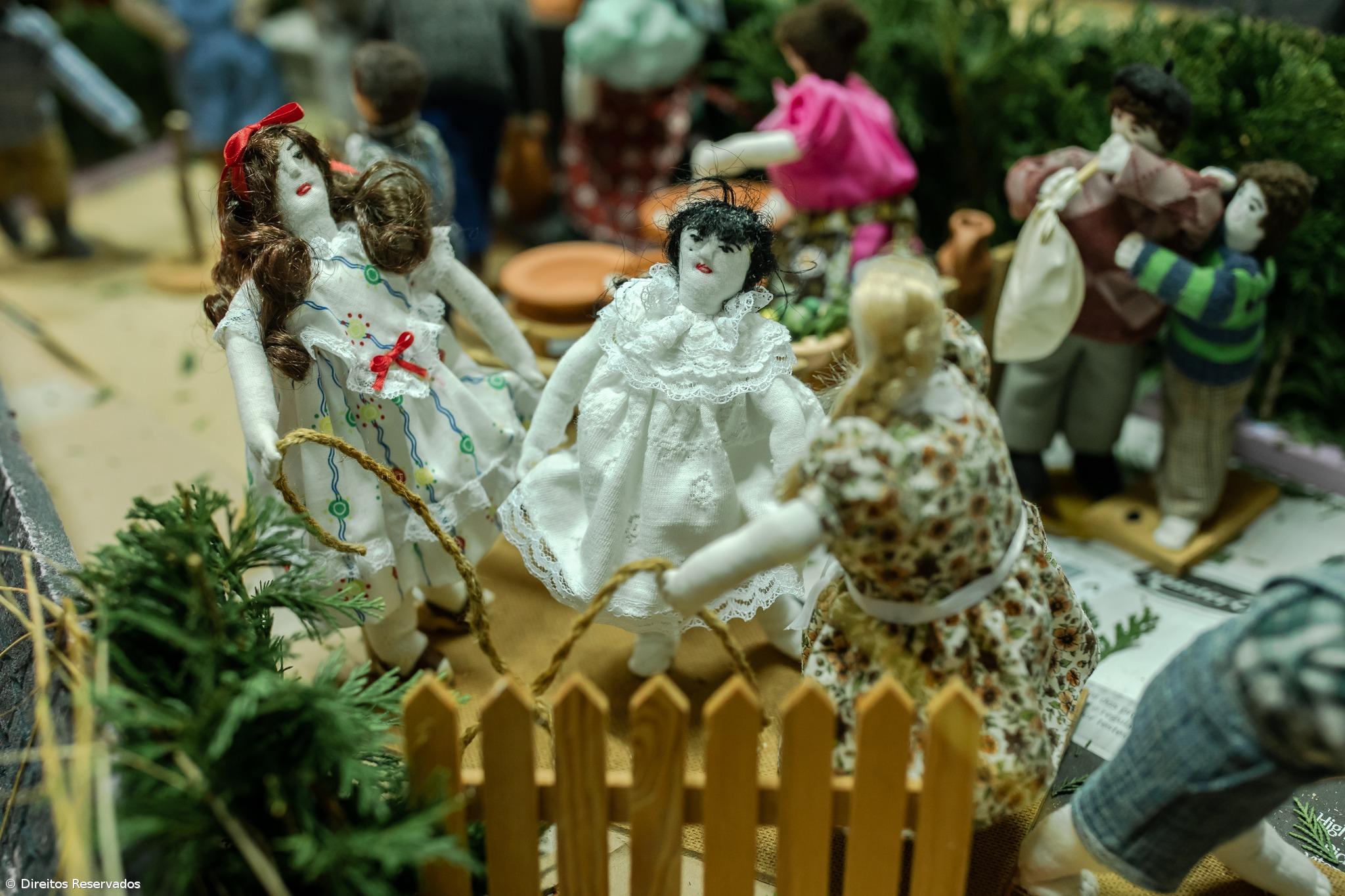 Filha de Ponta Garça expõe arte bonecreira e concretiza sonho na sua terra natal – Imagem 1