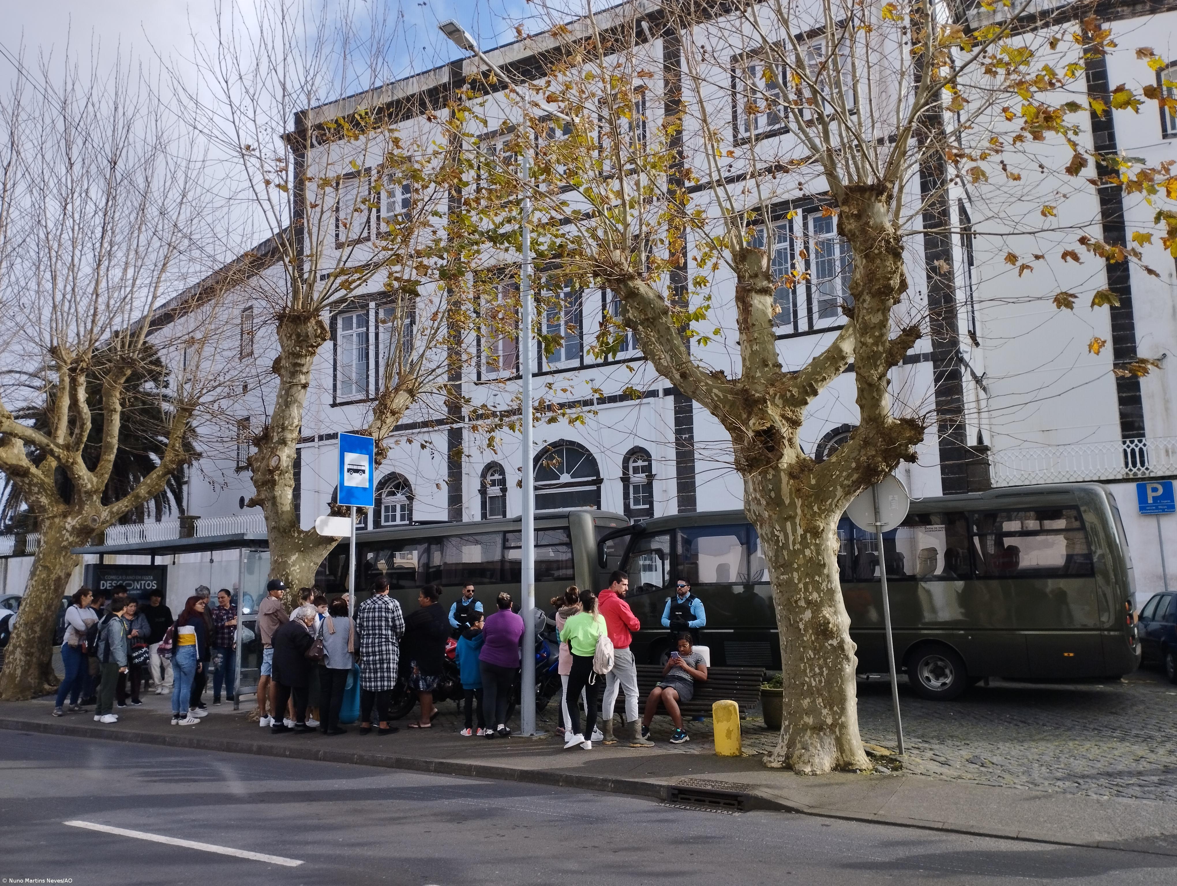 Em ano e meio, foram transferidos 182 reclusos para fora da ilha – Imagem 1