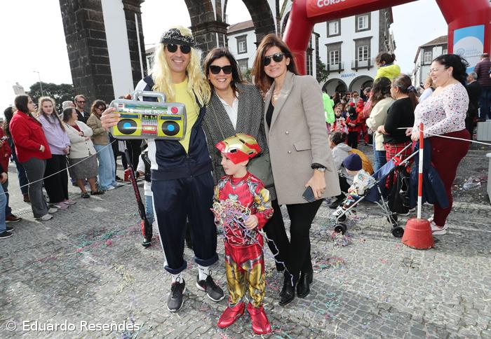 Galeria fotográfica do Corso de Carnaval em Ponta Delgada – Imagem 11