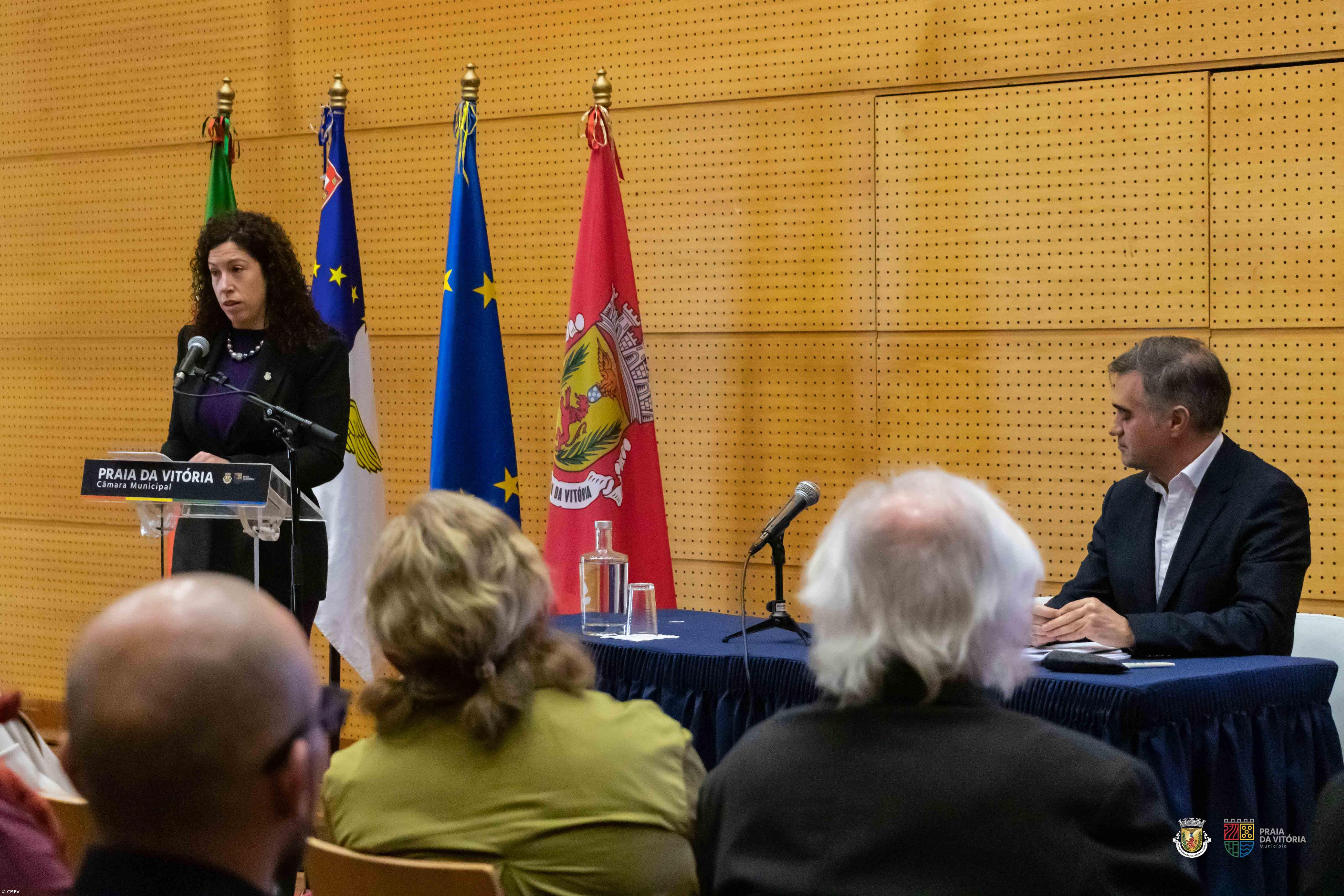 Estratégia de combate à pobreza da Praia da Vitória passa por aposta na educação – Imagem 1