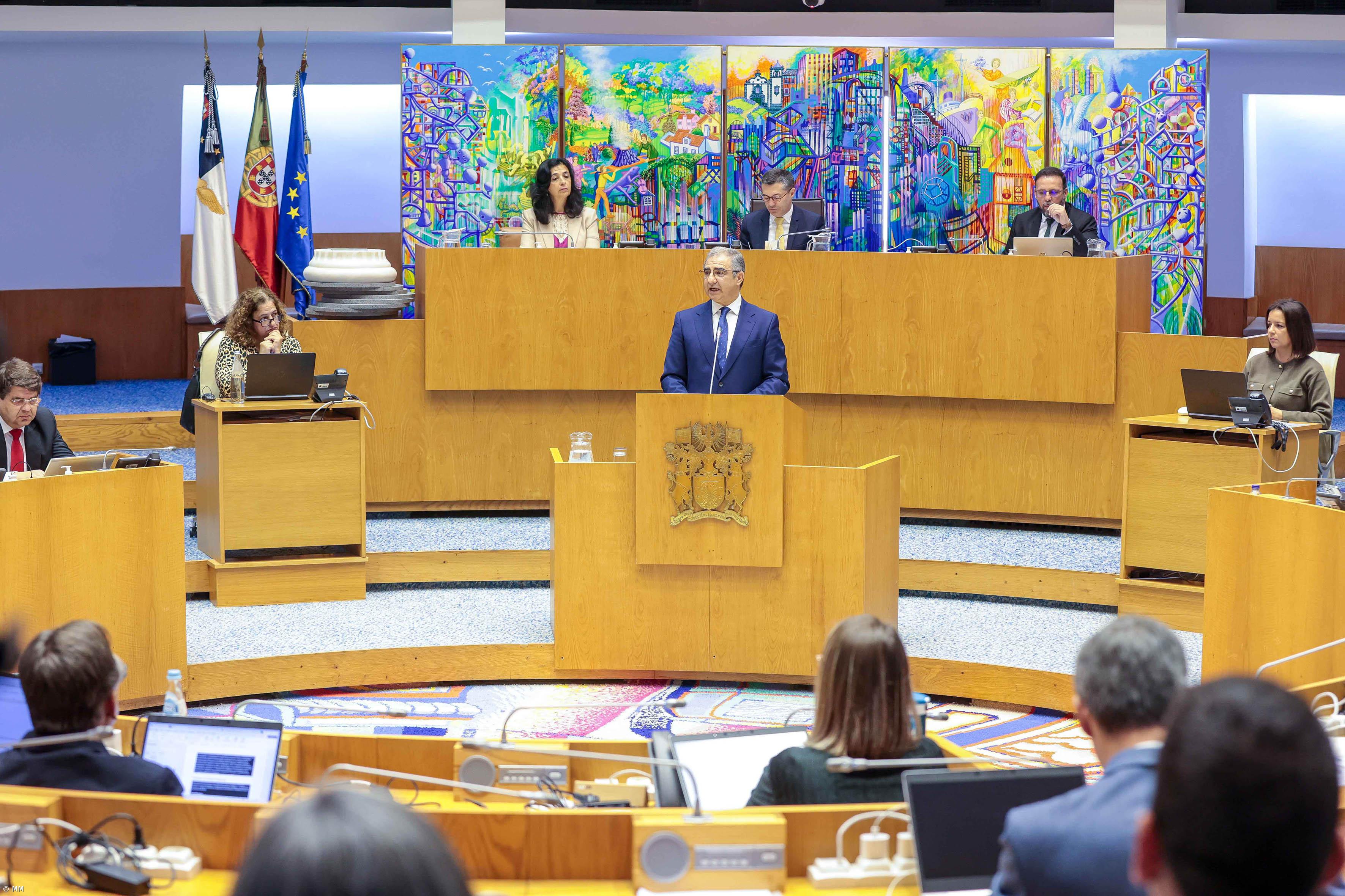 Seis dos nove Conselhos de Ilha dos Açores aprovaram anteproposta de Orçamento para 2024 – Imagem 1