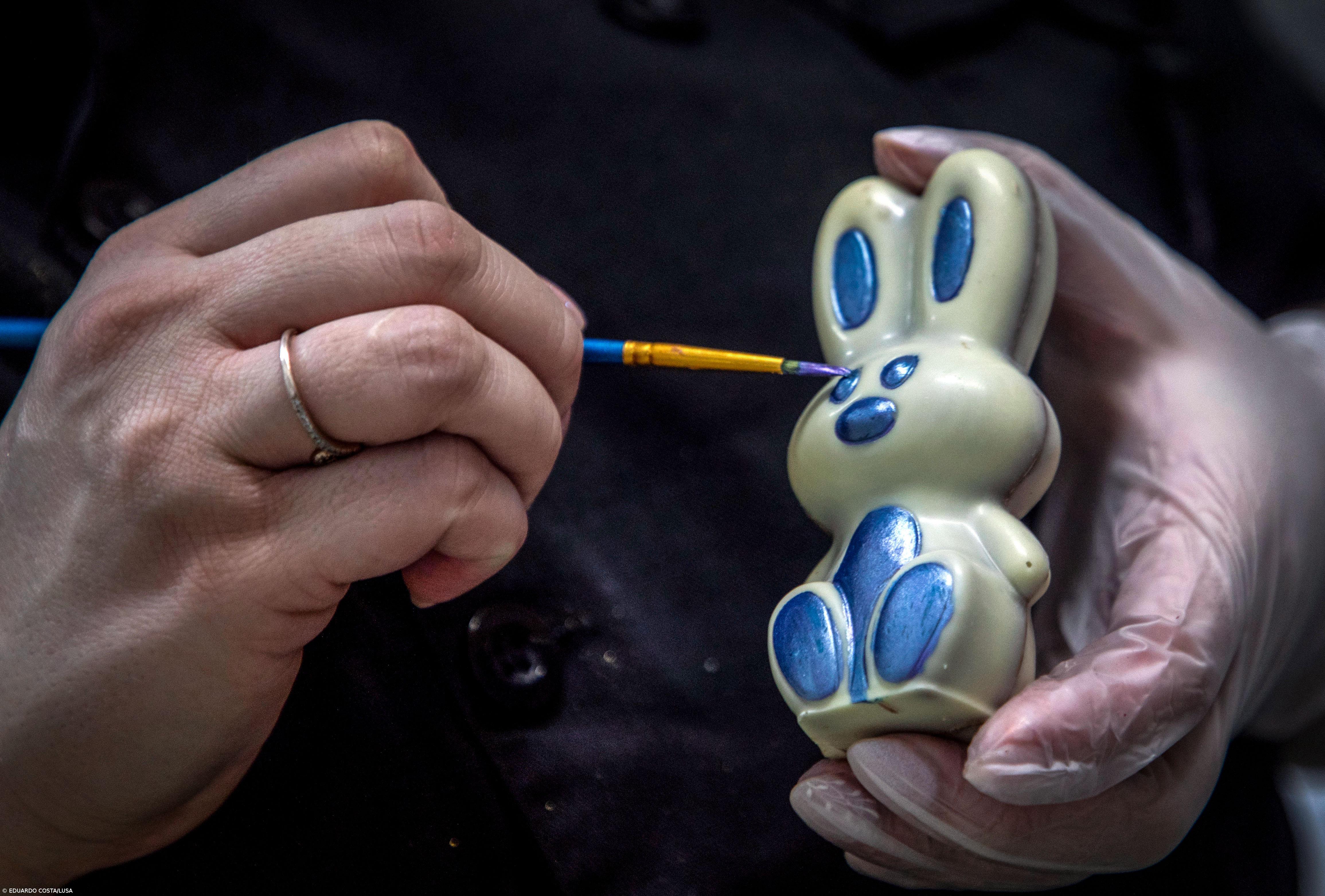 Fábrica de Rabo de Peixe adoça Páscoa com ovos e coelhos de chocolate  – Imagem 1