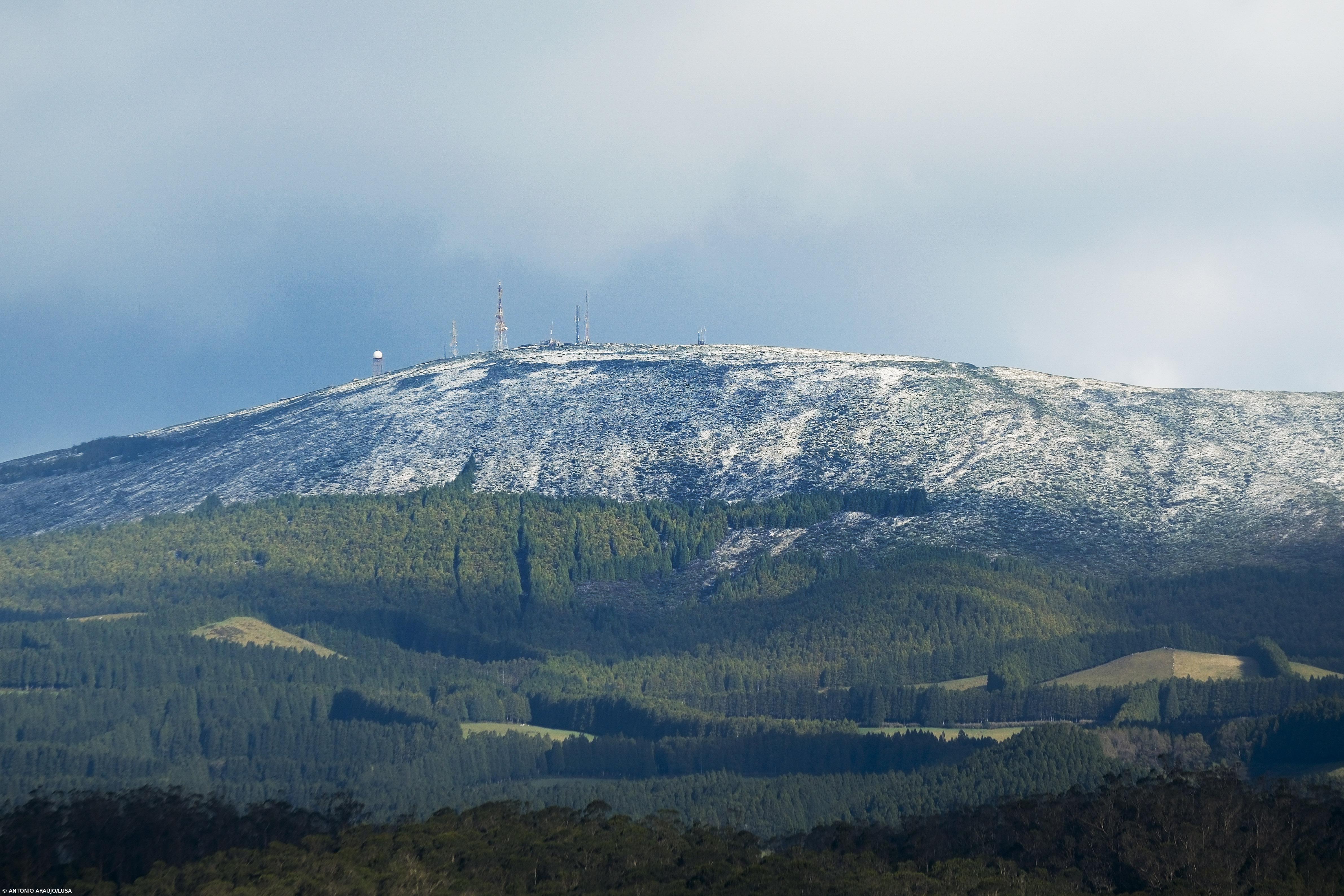 Neve no topo da Serra de Santa Bárbara – Imagem 3