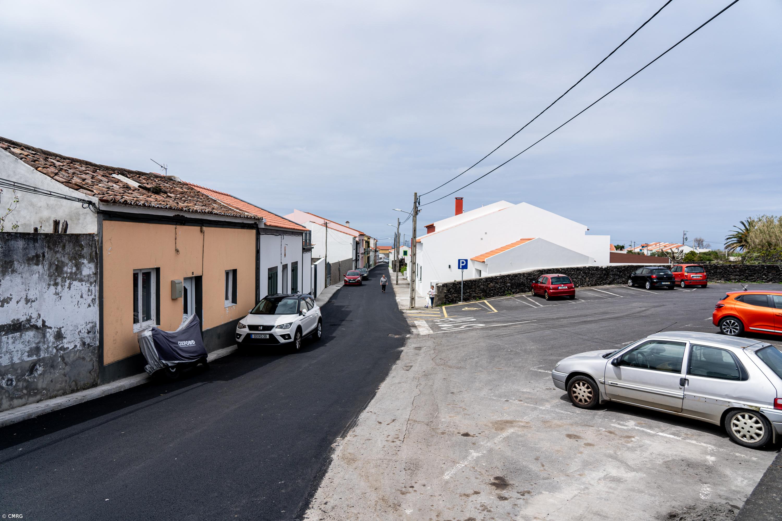 Câmara Municipal da Ribeira Grande conclui intervenção em rua da Ribeirinha – Imagem 1