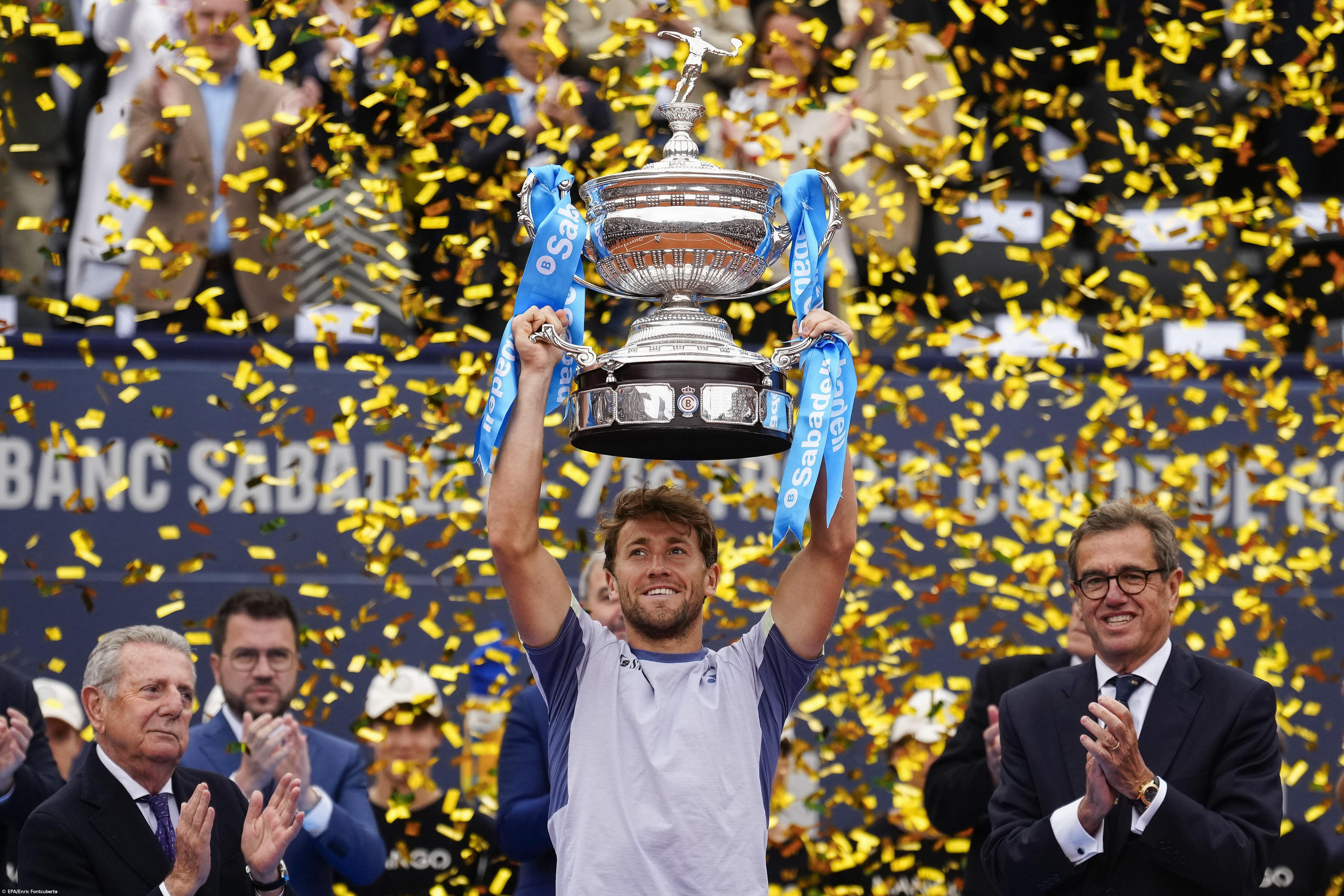 Ruud bate Tsitsipas e conquista torneio de ténis ATP 500 de Barcelona – Imagem 1