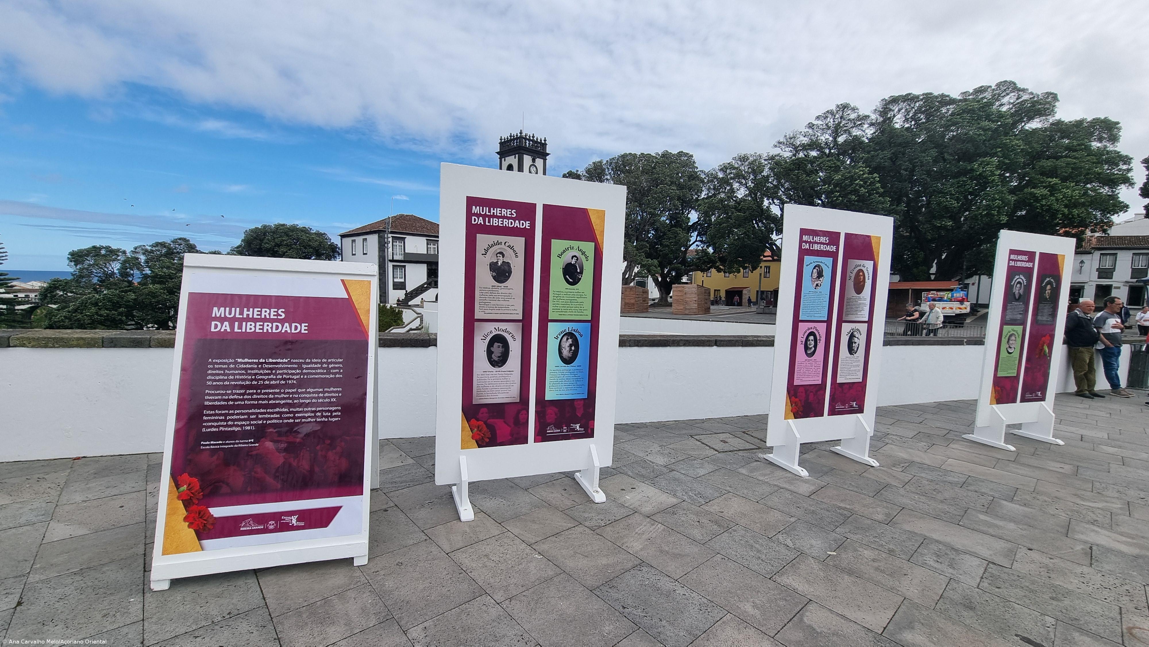 25 de Abril assinalado na Ribeira Grande com documentário e exposições  – Imagem 1