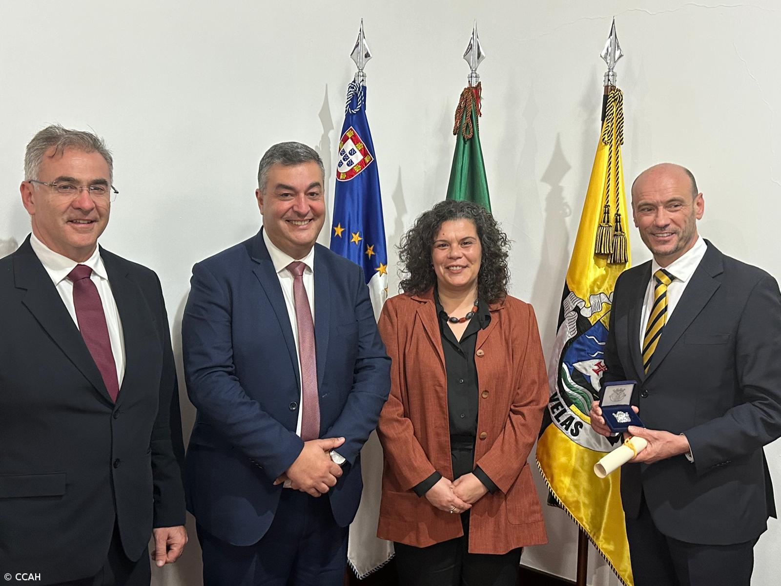 CCAH recebe Medalha de Prata do Município da Velas  – Imagem 1