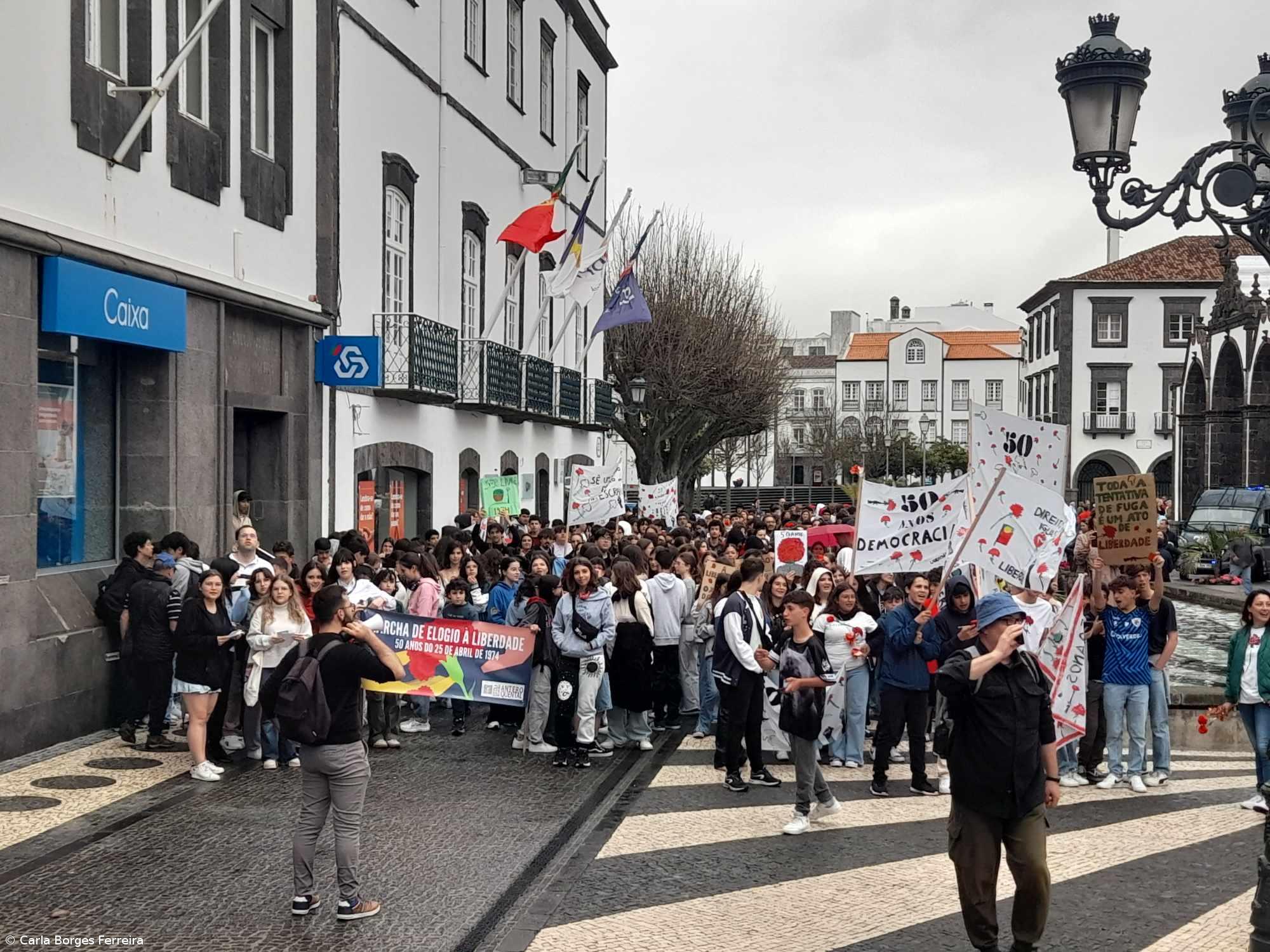 Marcha de Elogio à Liberdade da ESAQ juntou 600 pessoas – Imagem 1
